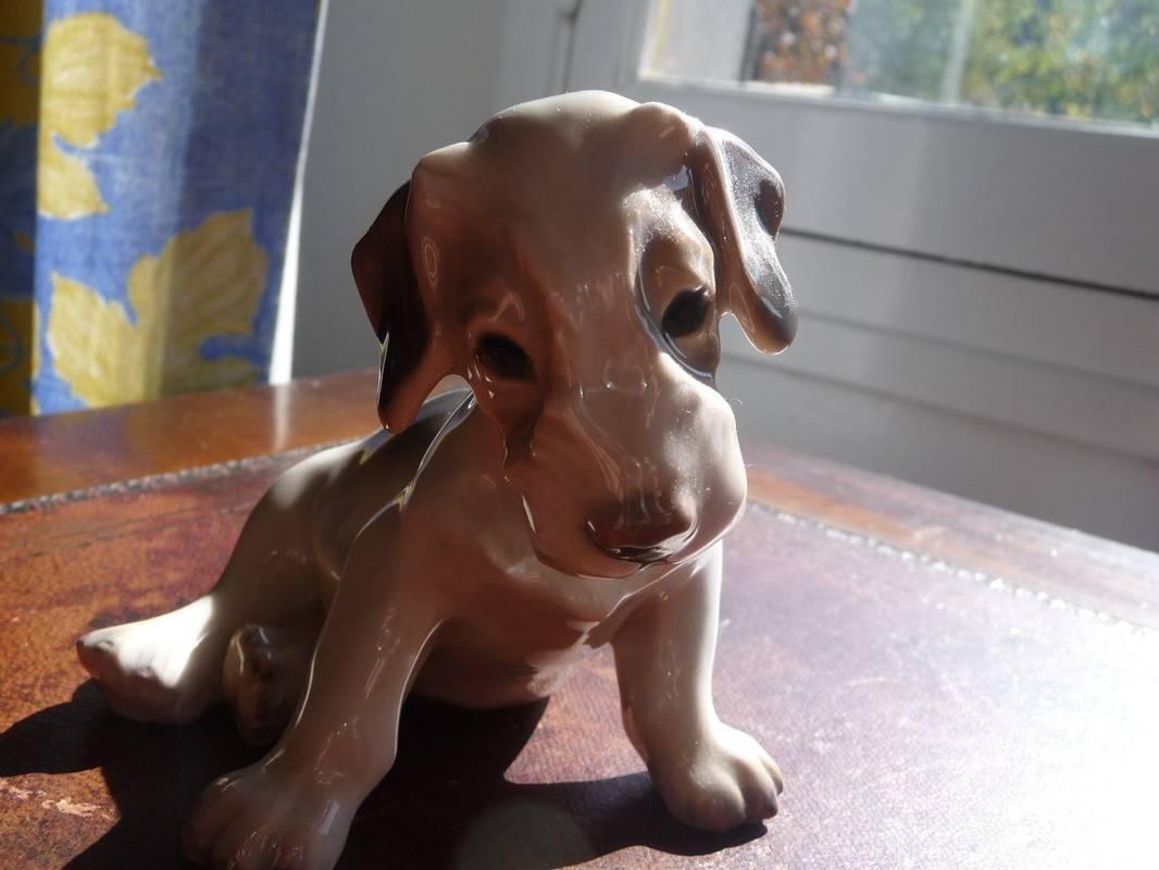 Dahl Jensen Copenhagen, Porcelain Figurine Number 1008, Fox Terrier For Sale 4