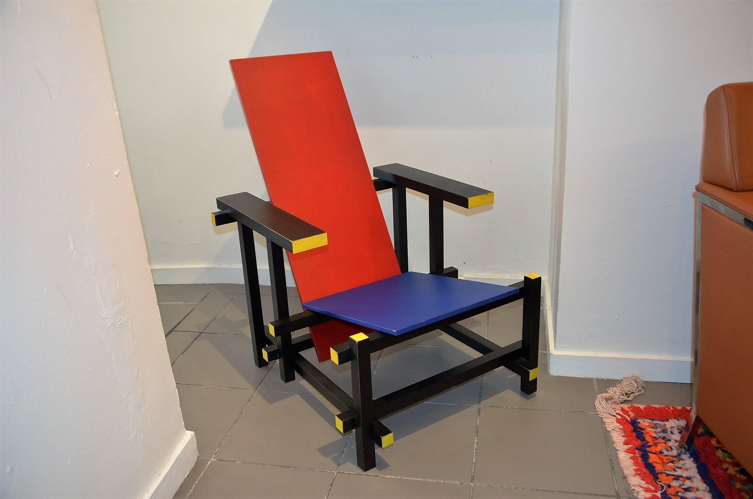 Red and Blue Chair by Thomas Rietveld for Cassina 2
