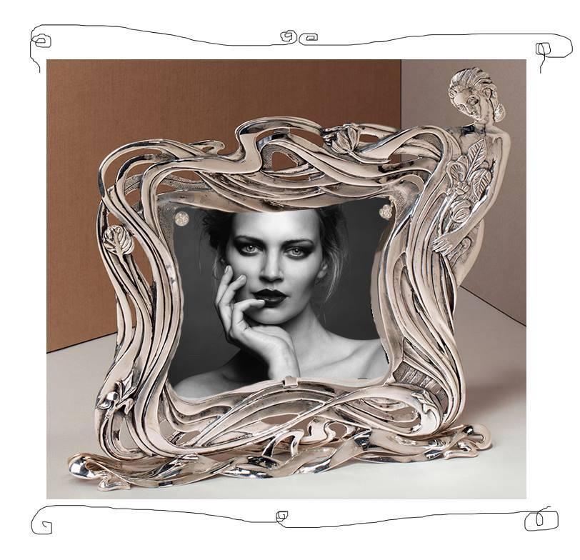 Italian Photo Frame Art Nouveau Handcrafted  Silver , Kindness In Good Condition For Sale In Sarezzo, IT