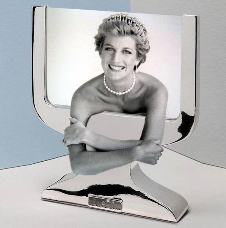   Italian Modern Photo Frame  in Silver , Equilibrium Silver  For Sale 2