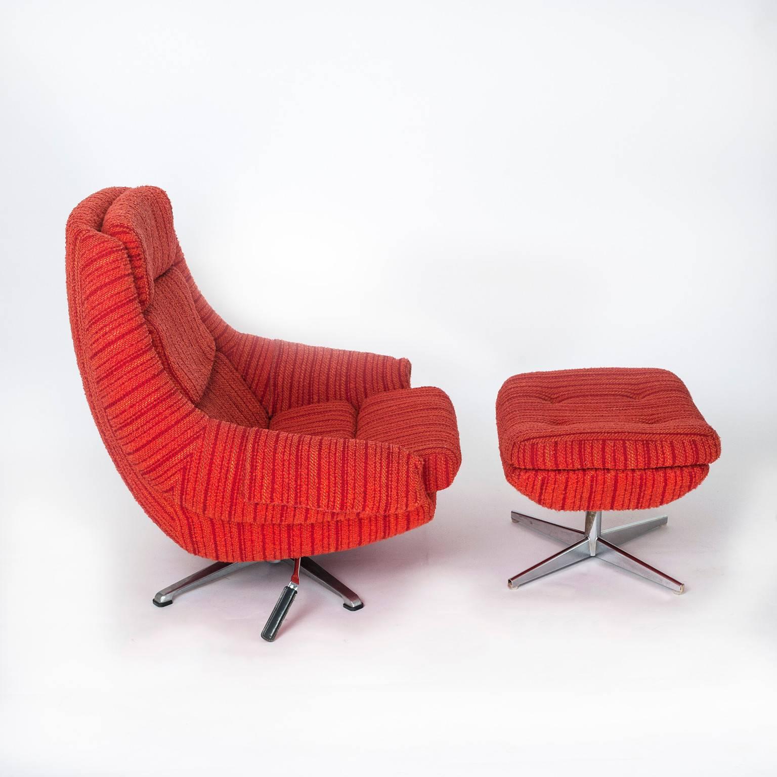 These are original 1960s DUX manufactured lounge chairs with matching stools.

Covered in their original 1960s orange, red and yellow loose woolen fabric (see last image for close up). The chairs have loose foam back and seat cushions which give
