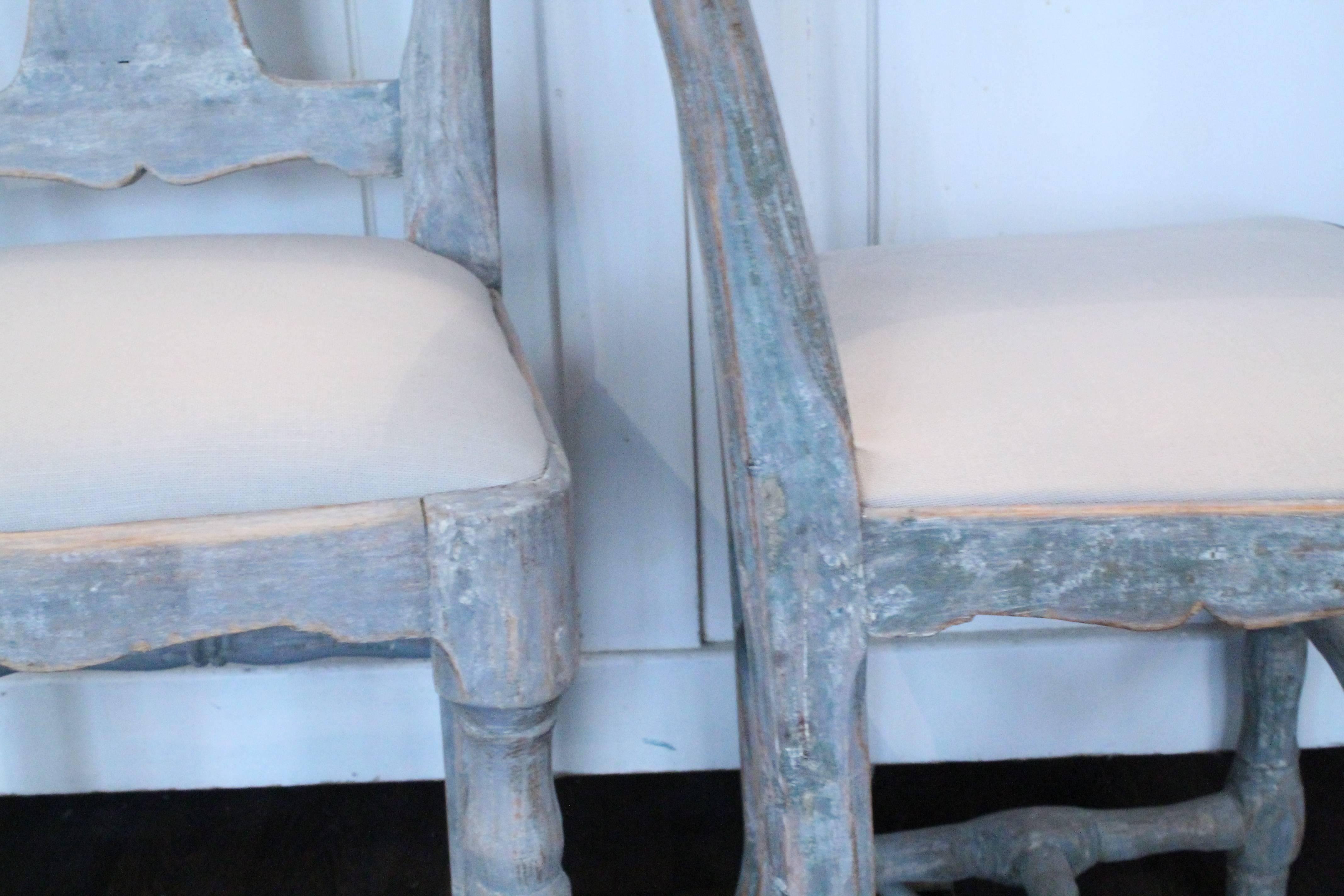 Pair of 18th Century Swedish Late Baroque Chairs In Good Condition For Sale In Stockholm, SE