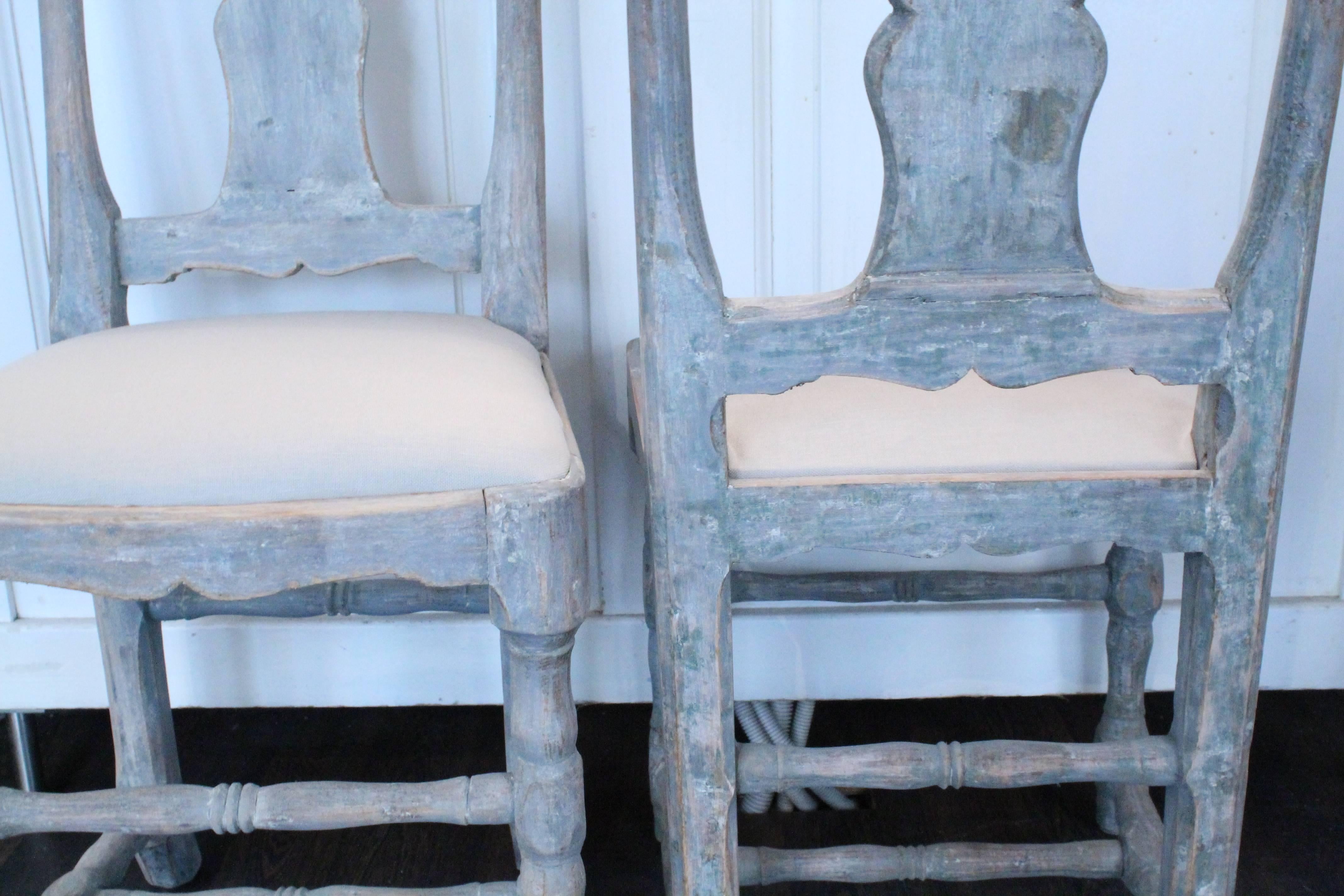 Pair of 18th Century Swedish Late Baroque Chairs For Sale 2