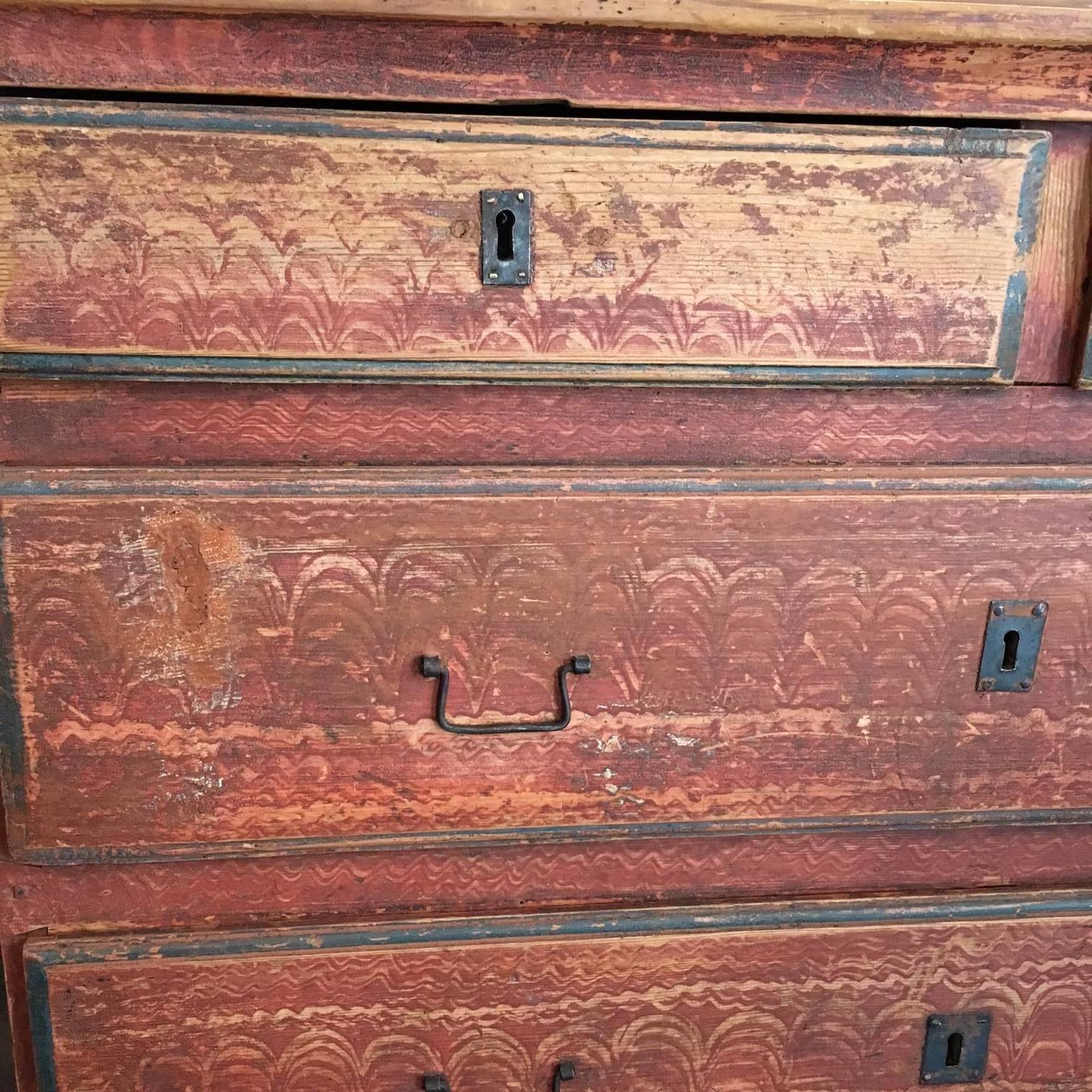 19th Century Swedish Chest of Drawers In Good Condition For Sale In Stockholm, SE