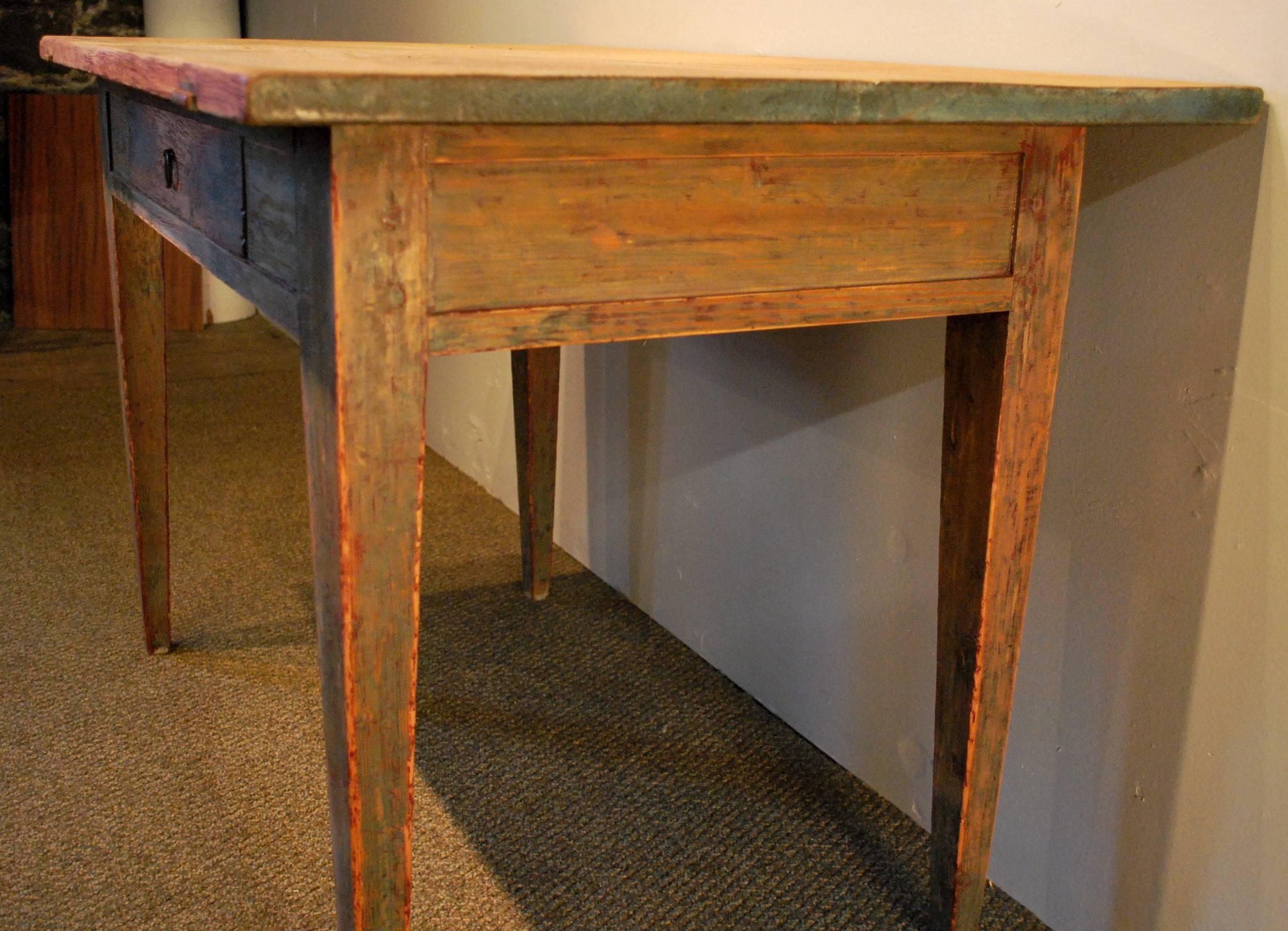 Antique Swedish Painted Writing Table with One Drawer, circa 1830 2