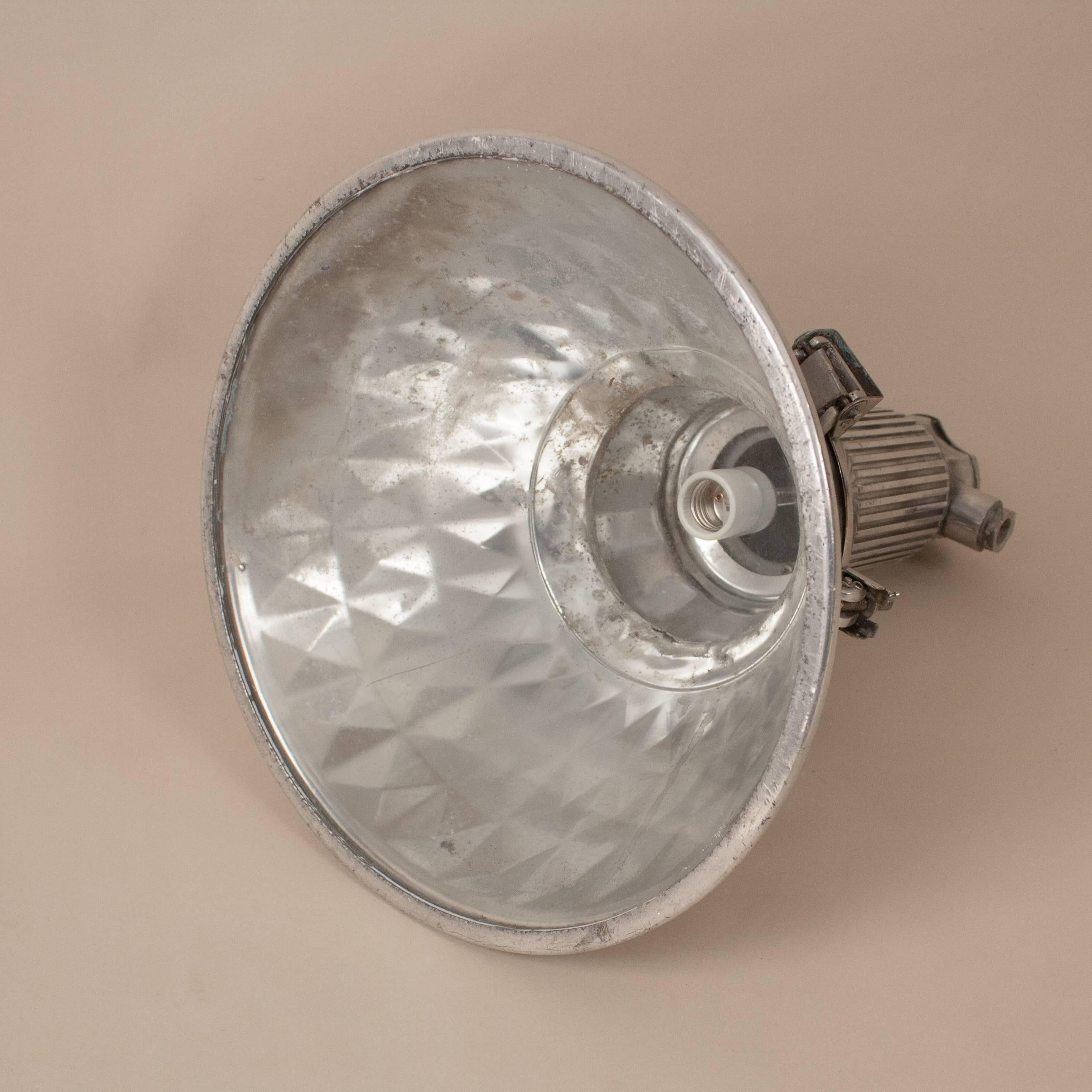 Pressed Aluminum Industrial Pendant Light For Sale 1