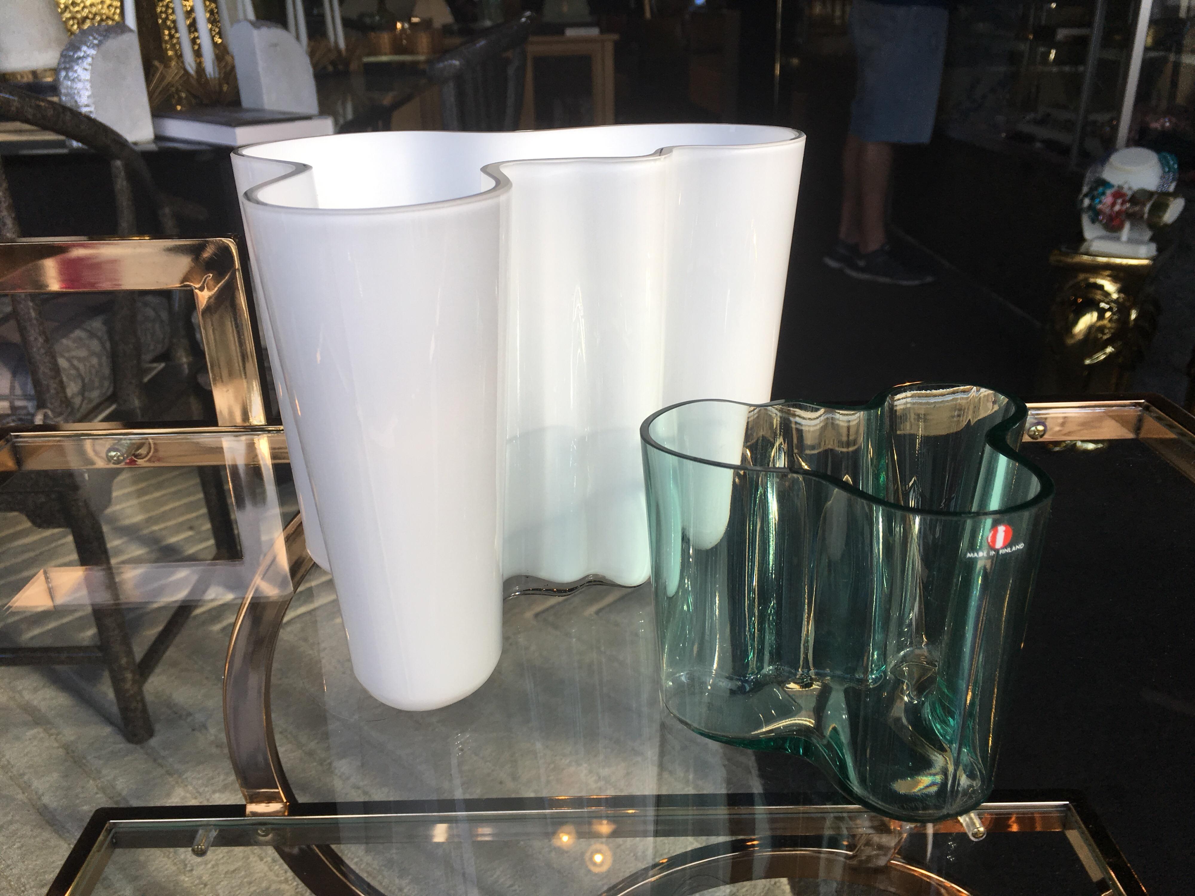 Mid-20th Century Pair of Early Alvar Aalto White and Green Glass Vases