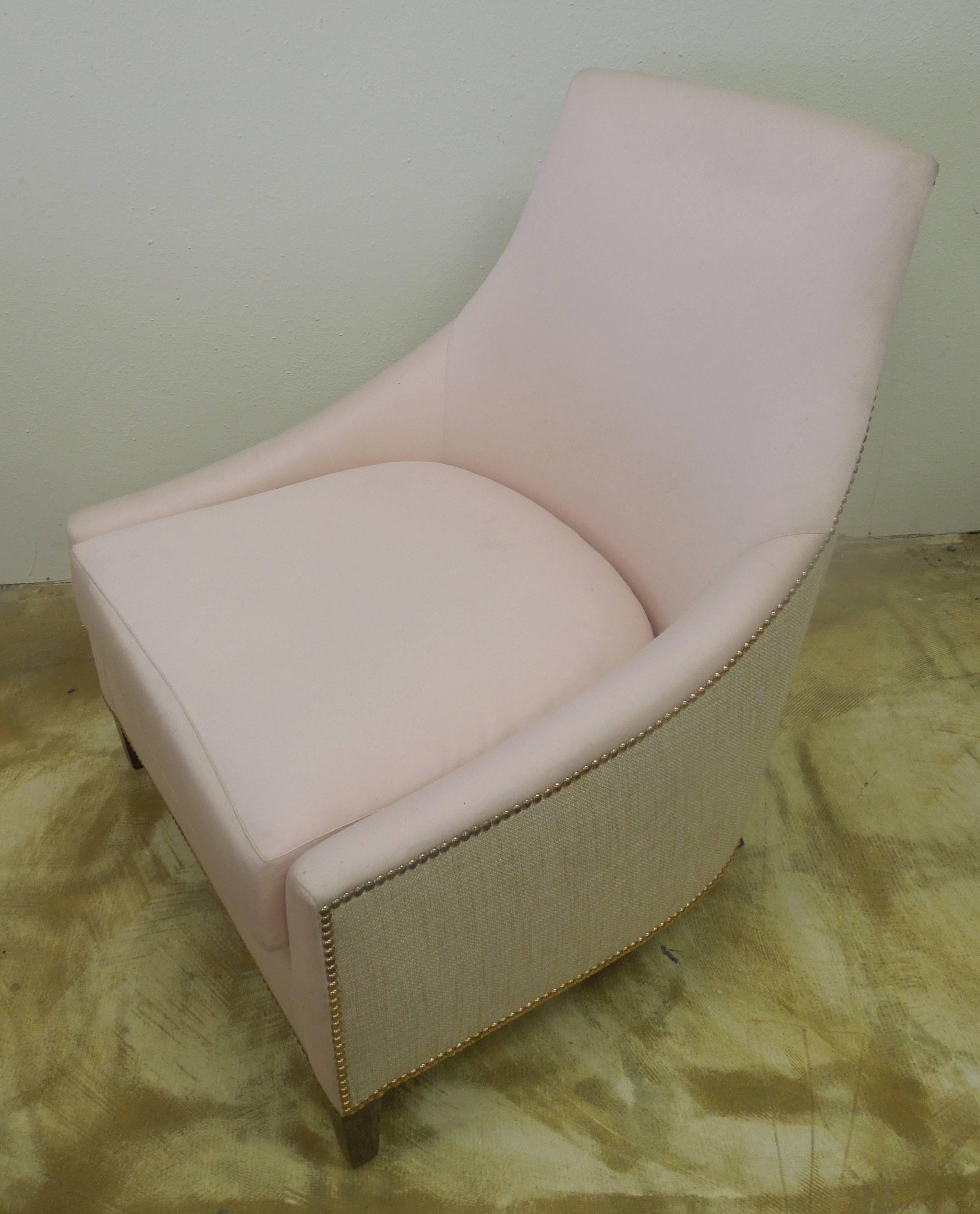 Moderne  Fauteuil/chaise moderne « Fashionista » en tissu rose et lin brun clair en vente