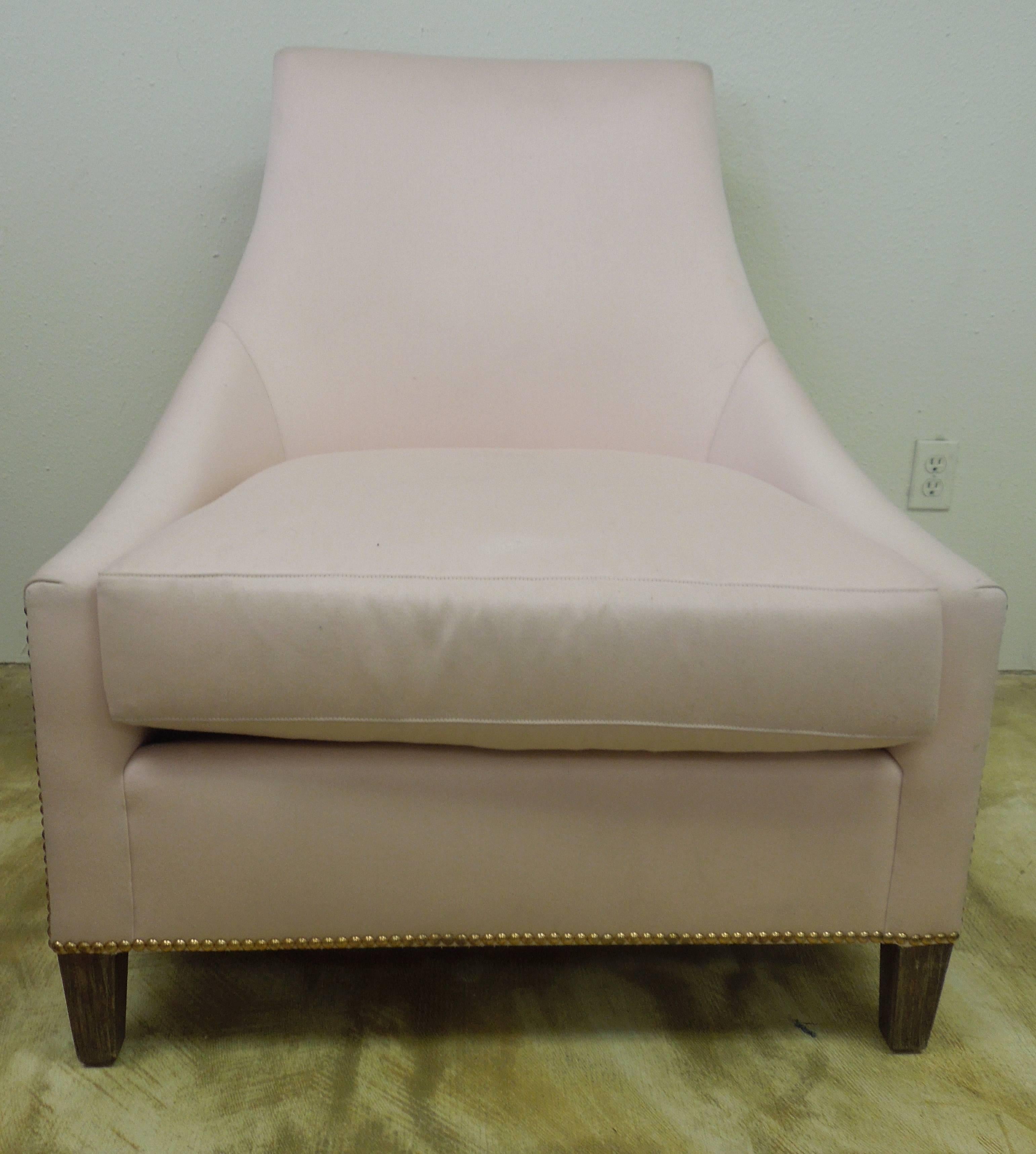Américain  Fauteuil/chaise moderne « Fashionista » en tissu rose et lin brun clair en vente