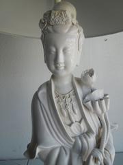 Superbe lampe Quan Yin Blanc de Chine:: grand modèle des années 50