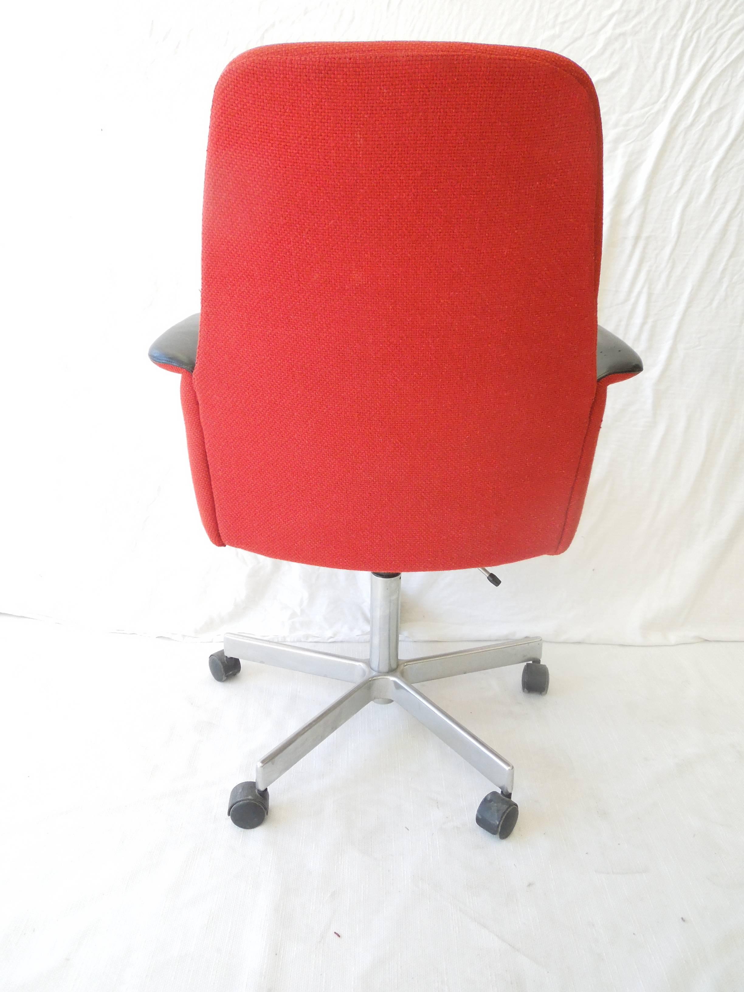 60's office chair