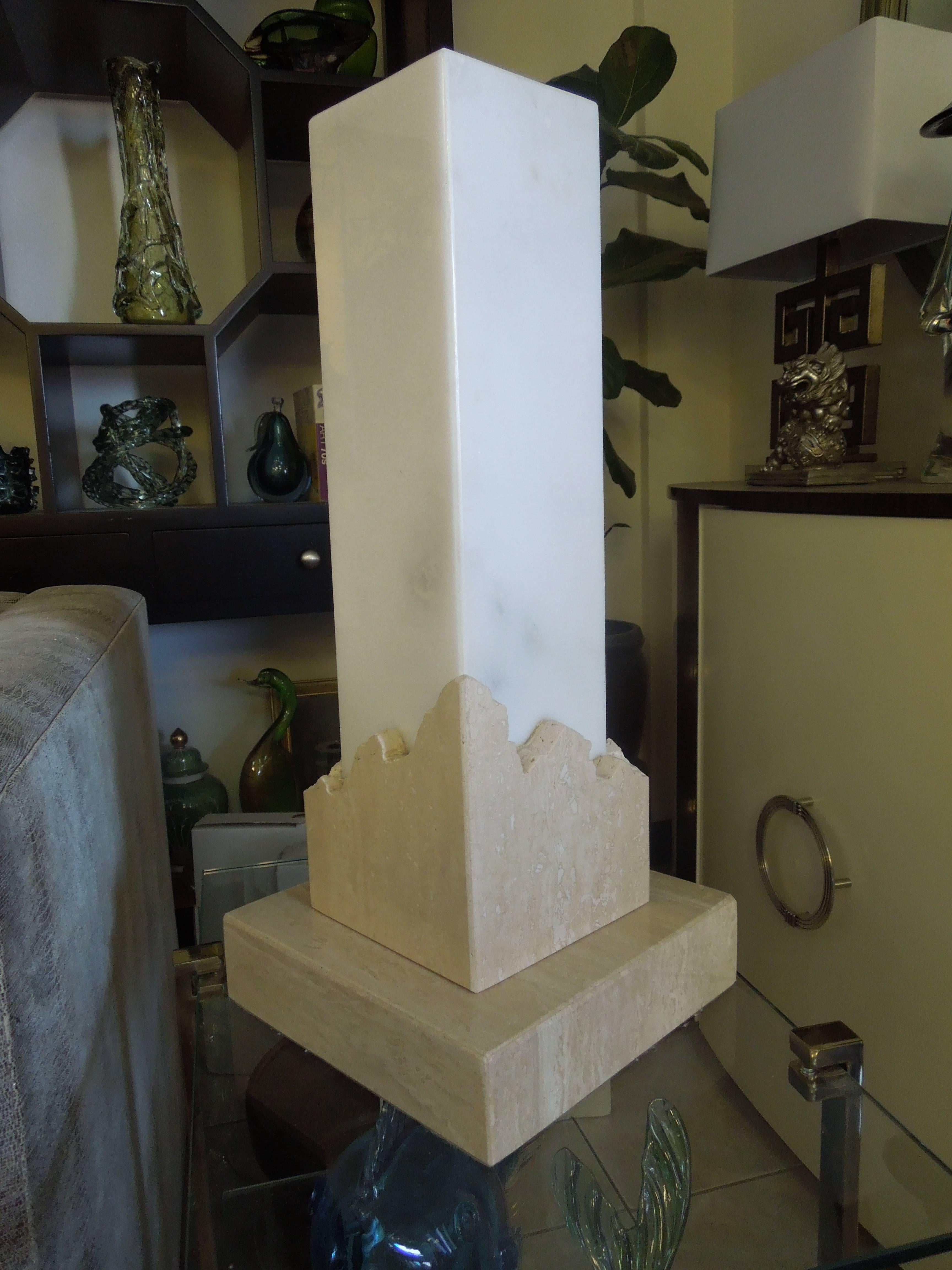 H.R. Signed Italian Travertine and Marble 1970s Modern Column Lamp In Excellent Condition In Palm Springs, CA