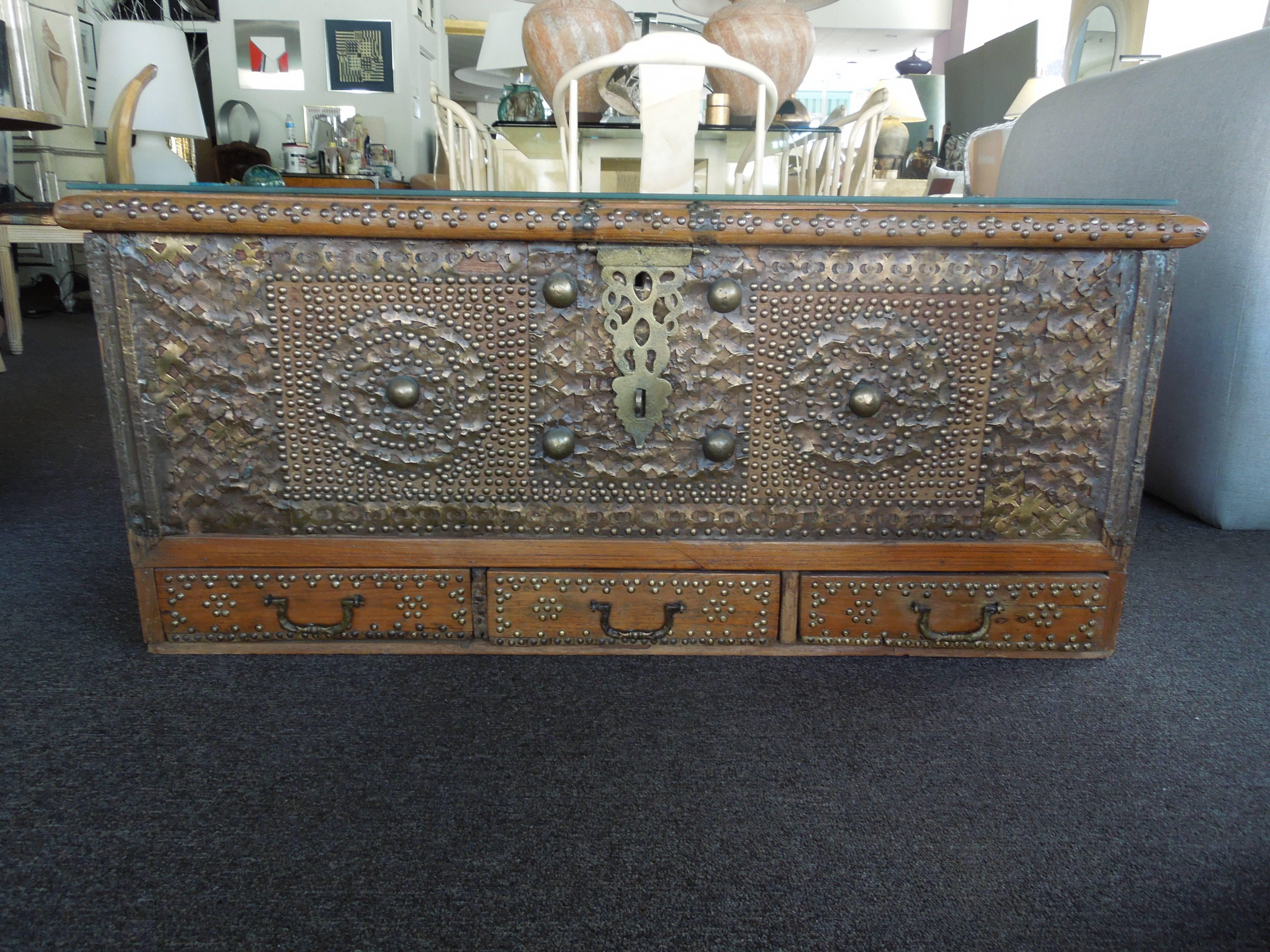 Pair of Major Celebrity Owned Rare 19th Century Zanzibar Chests, Nightstands 2