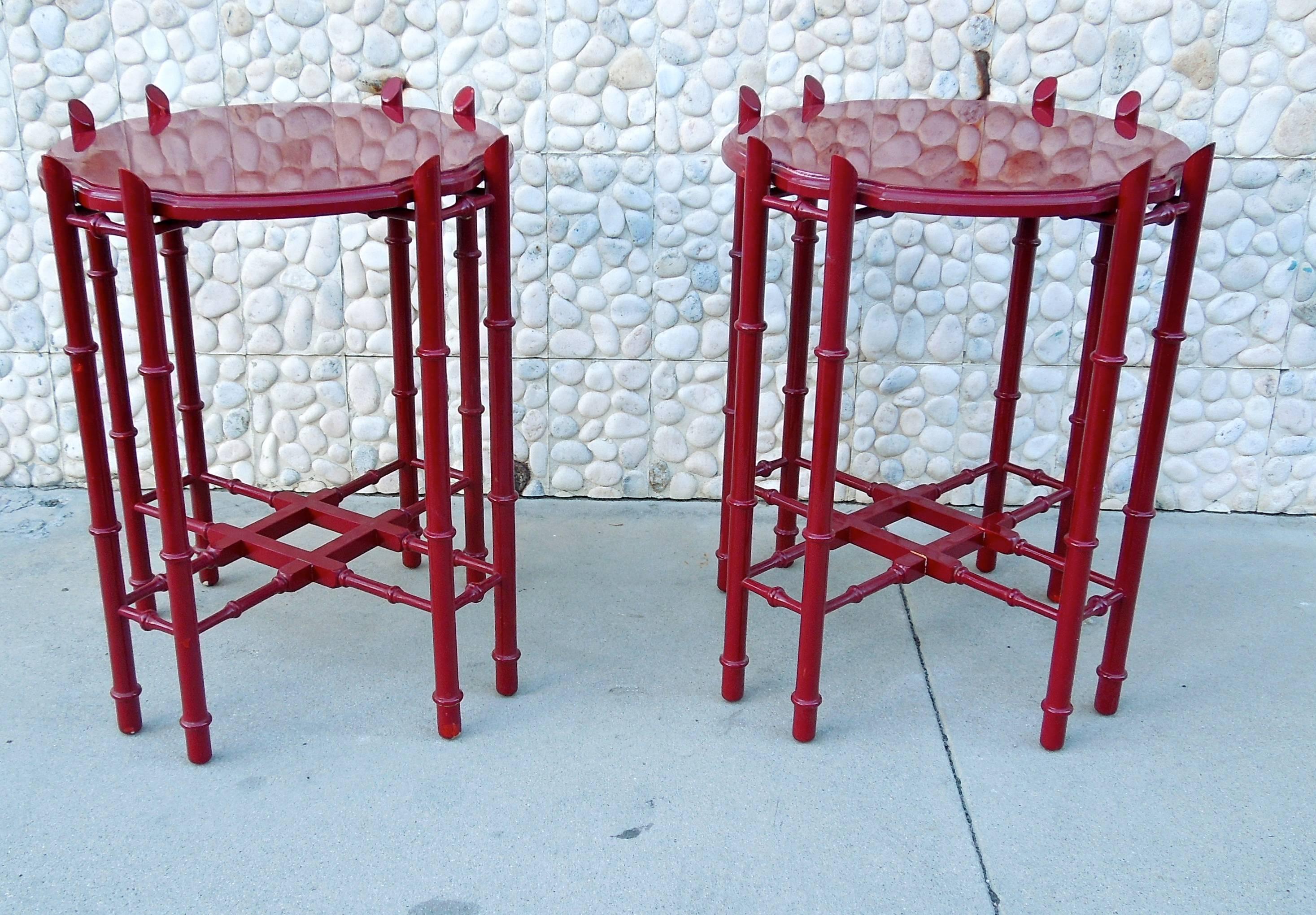 Chinoiserie Pair of Mid-Century Cinnabar Lacquer Side Tray Tables