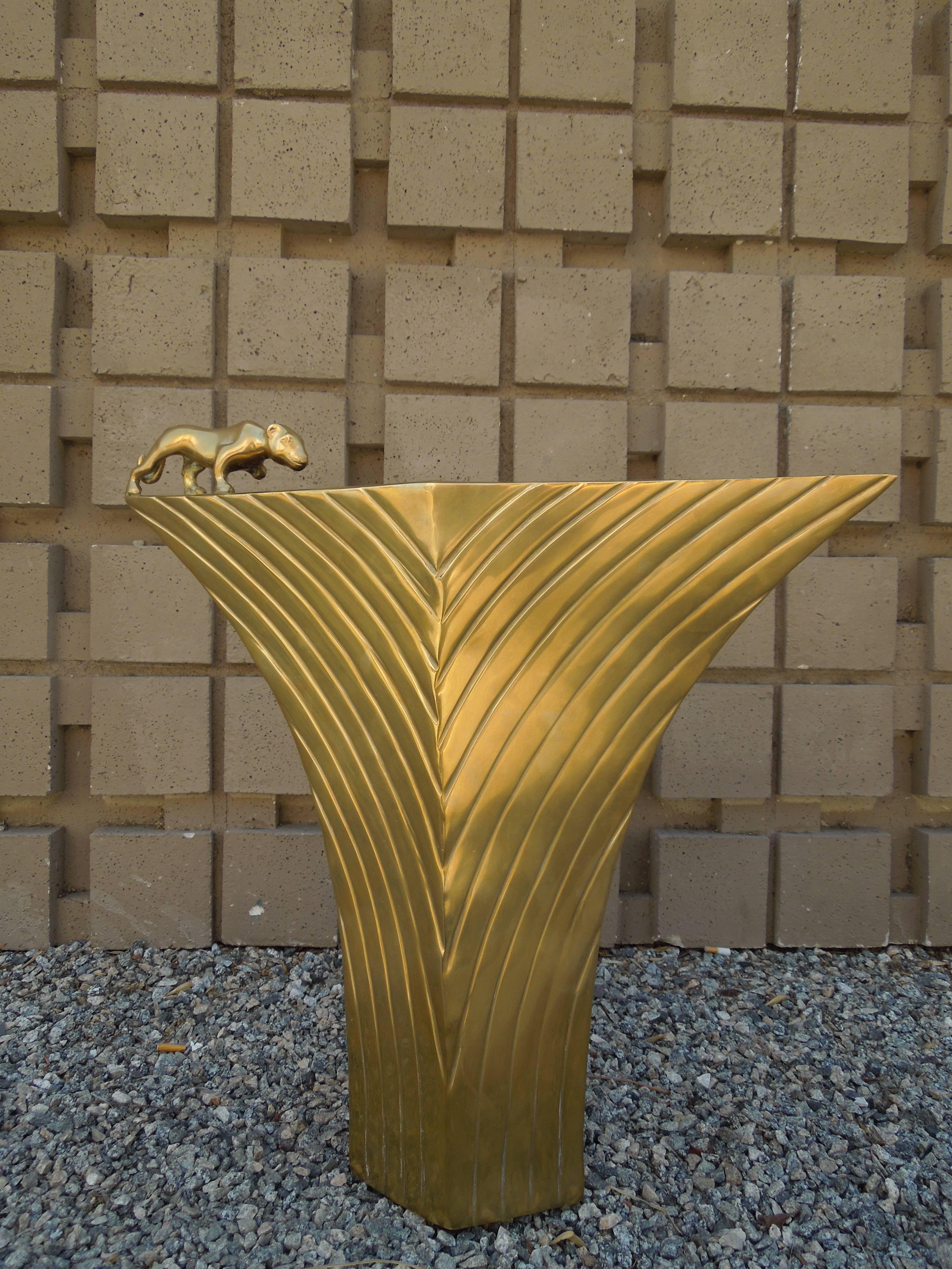  Large 1980s Modern Dolbi Cashier Brass Panther Art Deco Vase In Excellent Condition In Palm Springs, CA