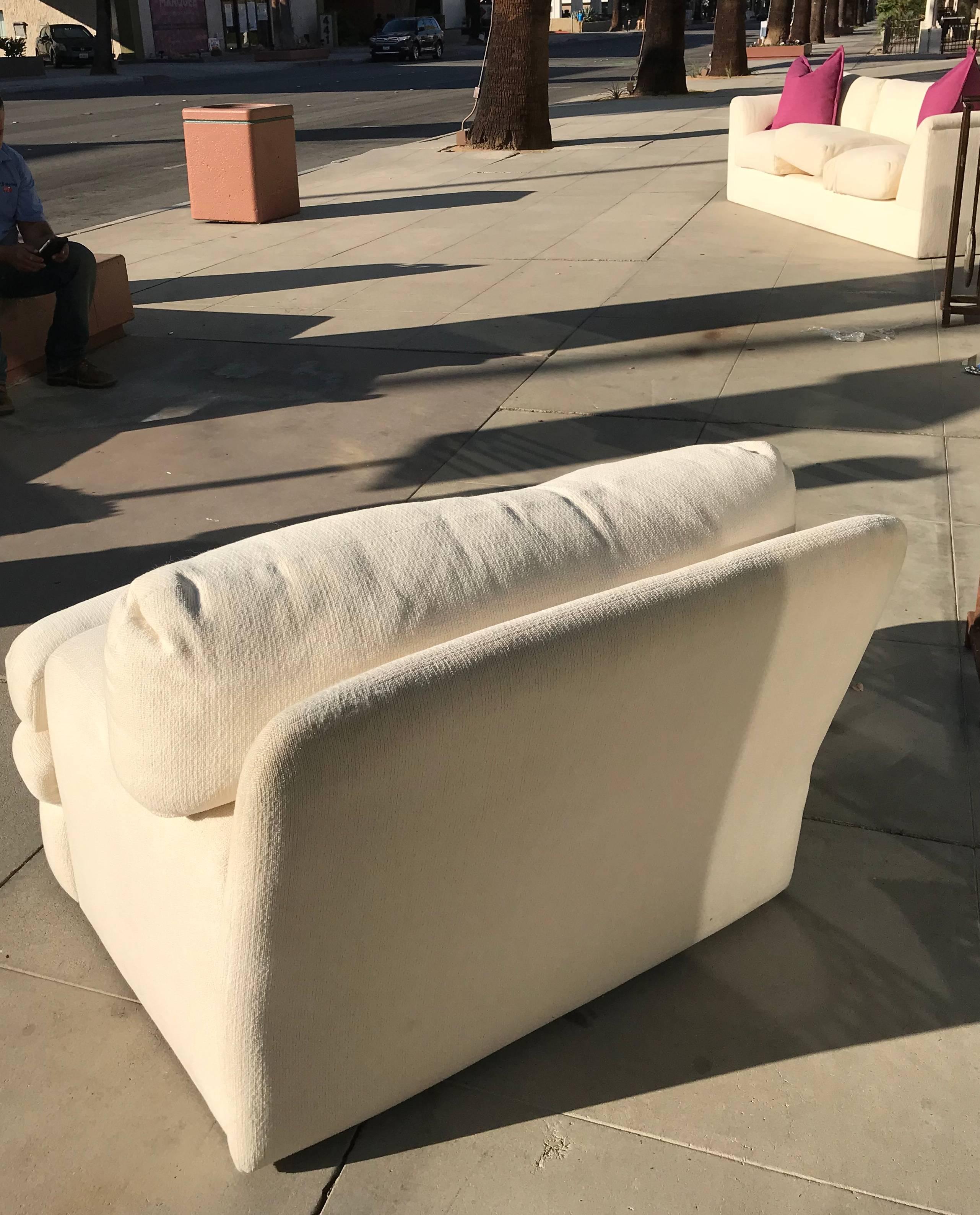J. Robert Scott Club Chair Designed by Sally Sirkin Lewis In Excellent Condition In Palm Springs, CA