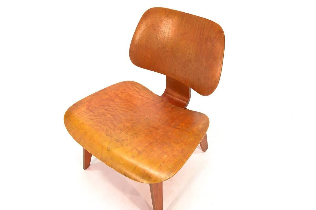 Early Eames LCW in Red 1
