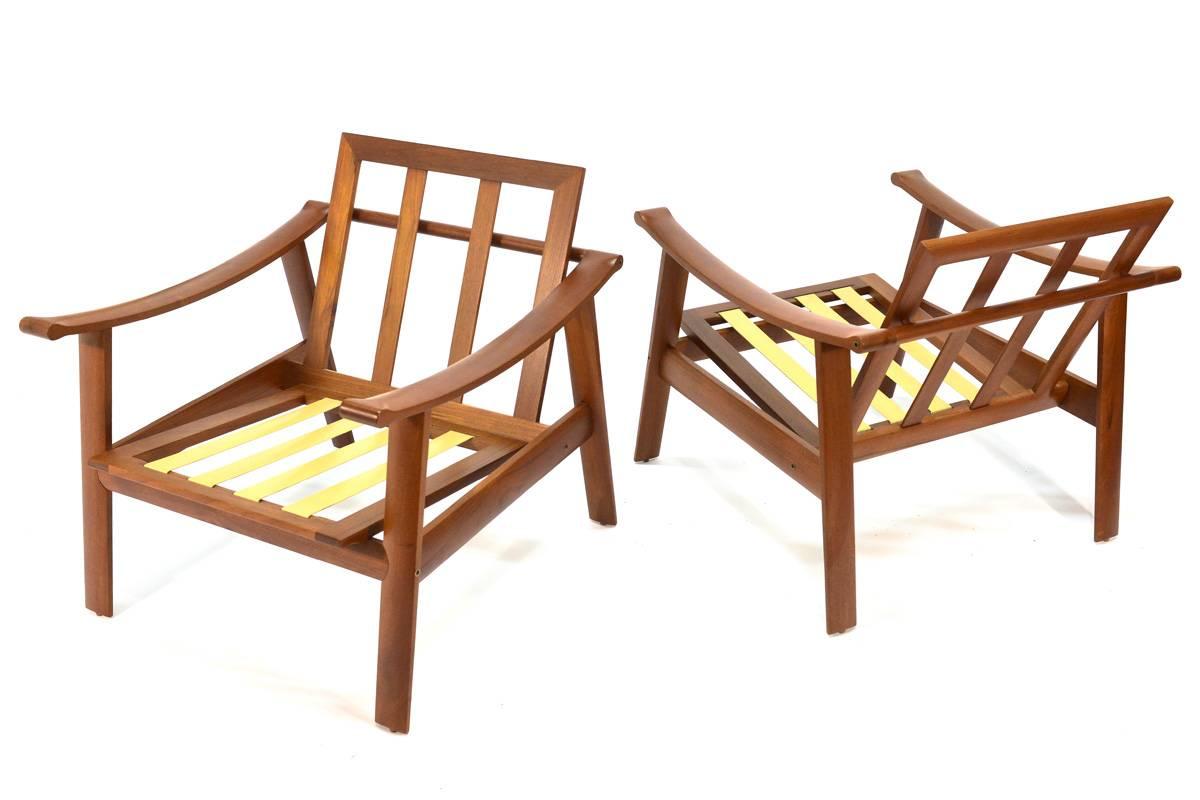 Pair of Teak Lounge Chairs by William Watting 4