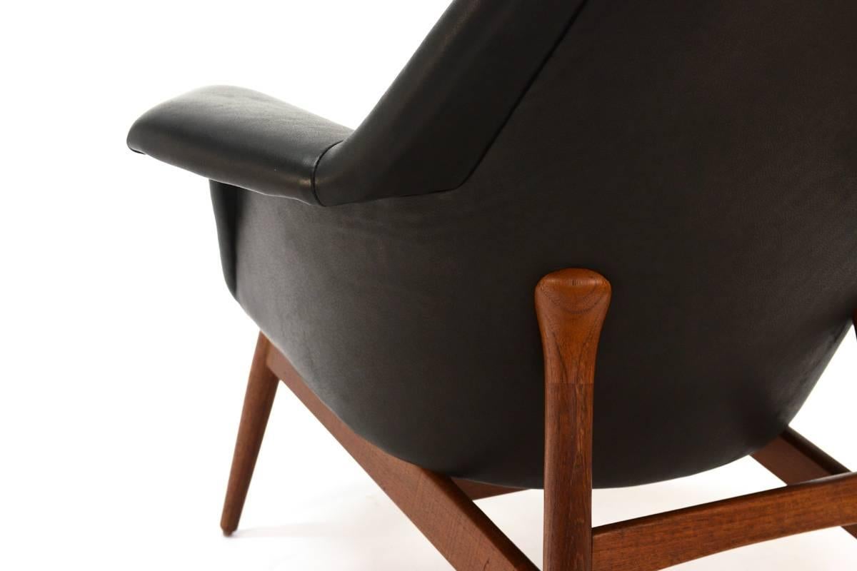 Björn Engö Manta Ray Lounge Chair 2
