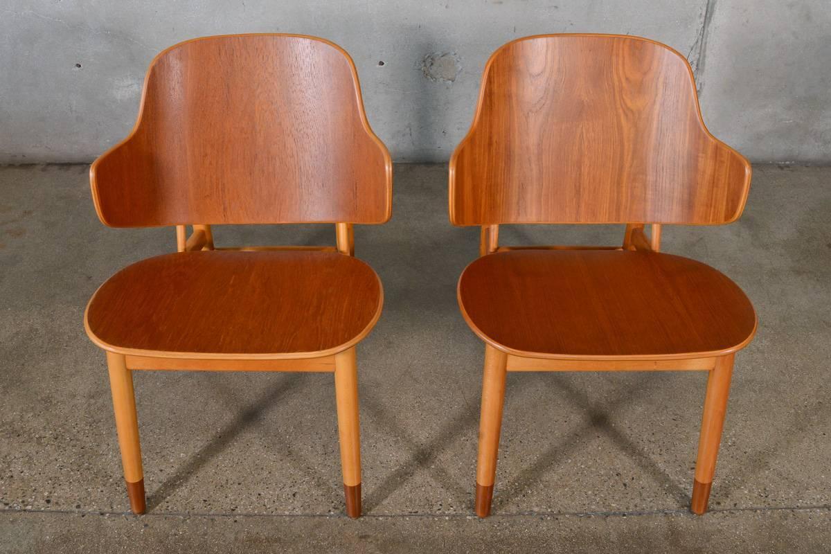 20th Century Pair of Teak Shell Lounge Chairs by Kofod Larsen For Sale
