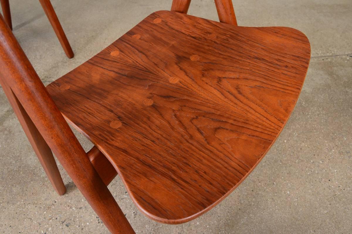 Pair of Hans Wegner CH29 'Sawbuck' Chairs For Sale 2