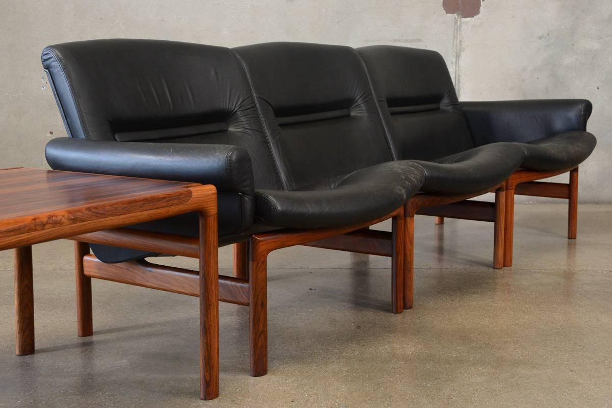 Modular Rosewood and Black Leather Sofa Set In Good Condition For Sale In Long Beach, CA