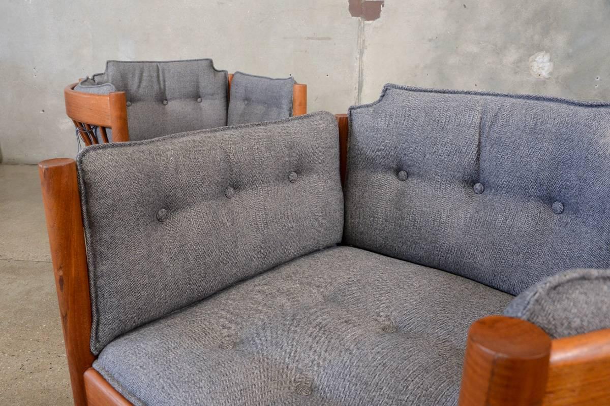 Pair of Borge Mogensen Style Spindle Lounge Chairs In Good Condition In Long Beach, CA