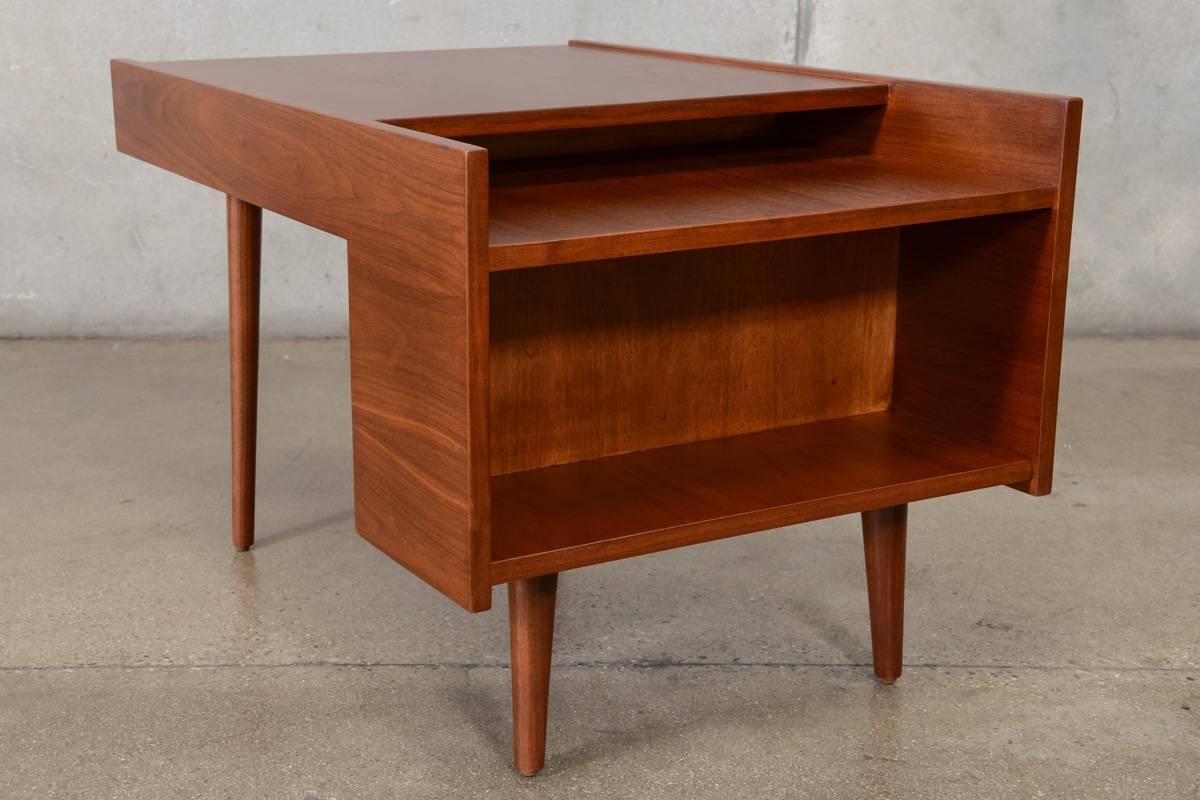 Milo Baughman for Glenn of California Walnut Side Table 1