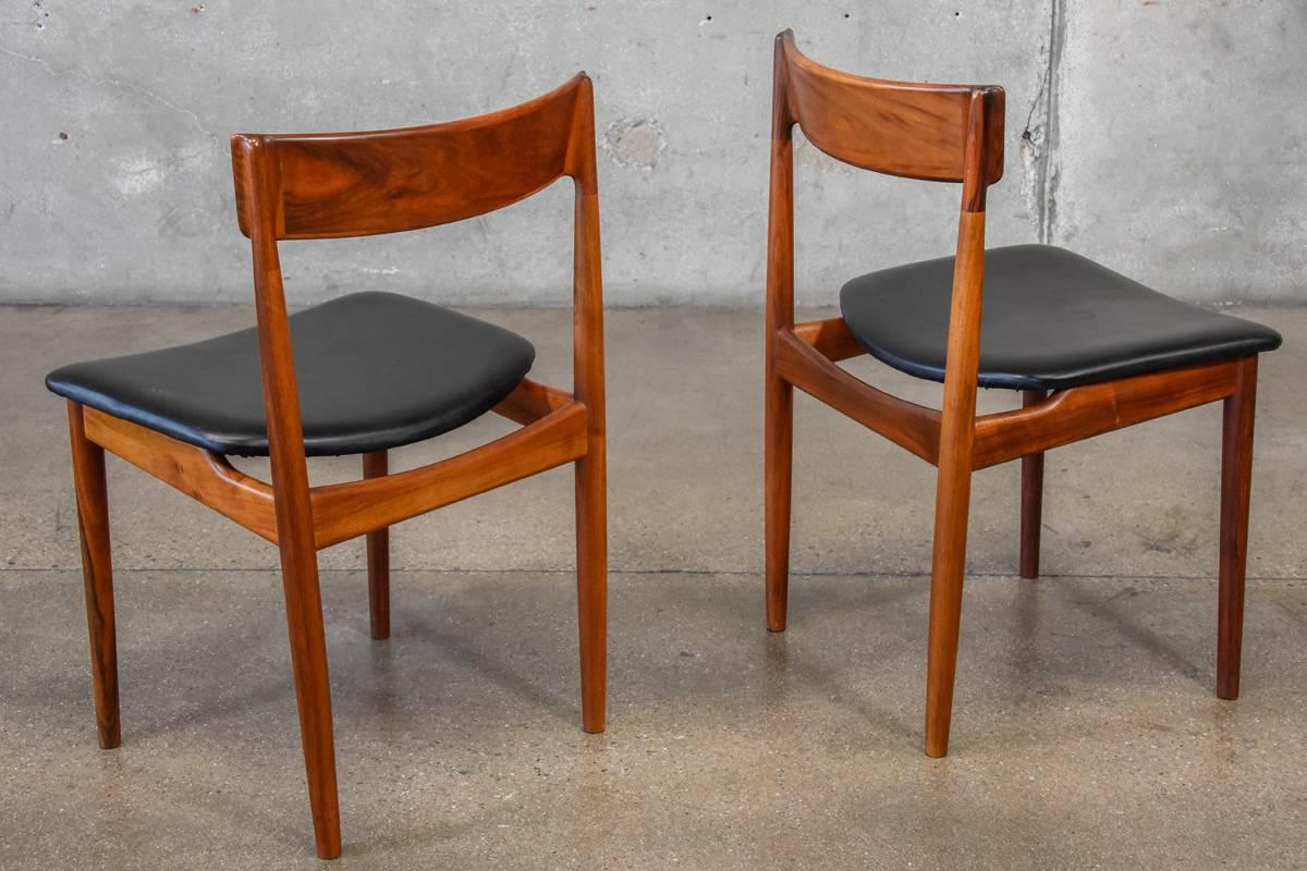 Set of Eight Rosengren Hansen Walnut Model 39 Chairs 2