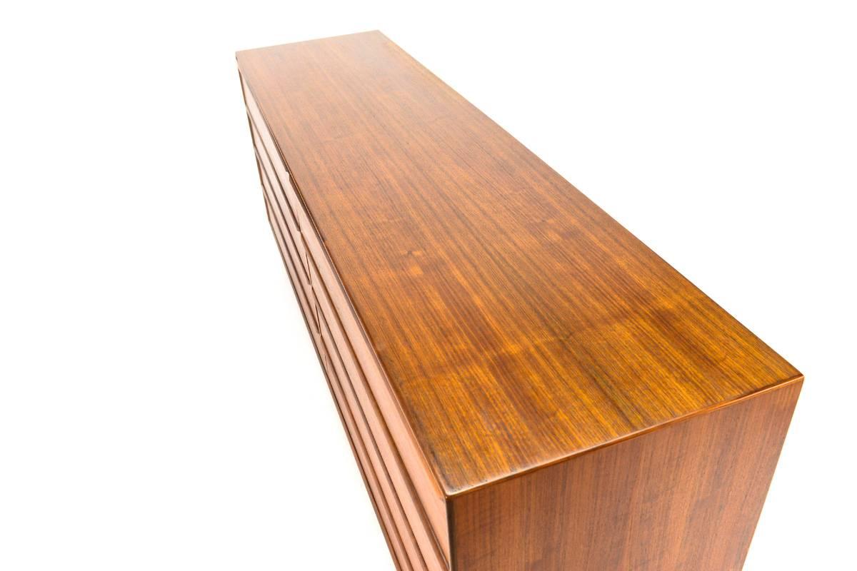 Teak Eight-Drawer Dresser by Westnofa In Good Condition In Long Beach, CA