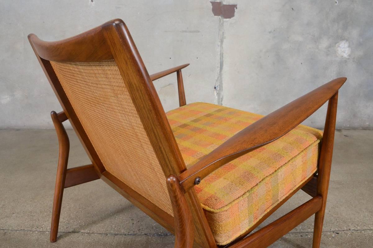 'Spear Chair' by Ib Kofod Larsen for Selig In Good Condition For Sale In Long Beach, CA