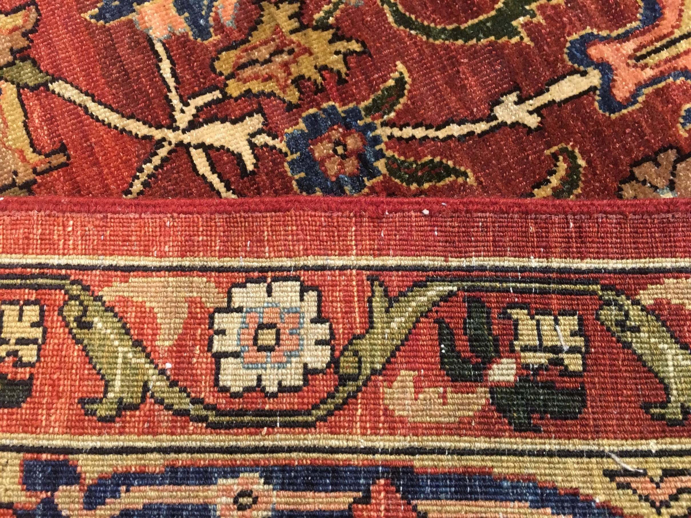Persian Safavid Isfahan 20th Century Oriental Rug For Sale at 1stDibs