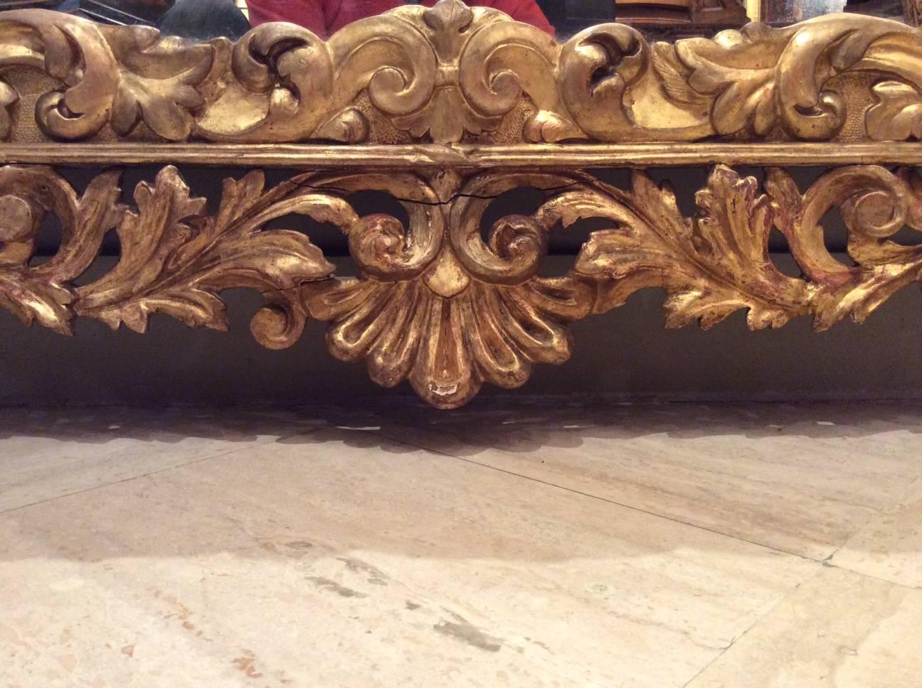 19th Century Giltwood Fireplace Mirror, Italy In Good Condition In Paris, FR