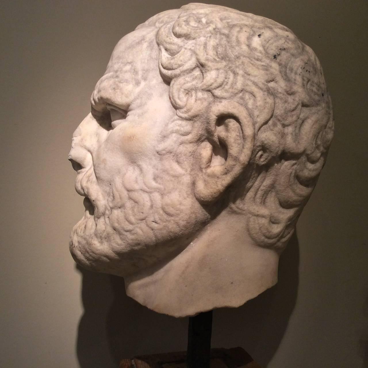 Marble Head, Doubtfully Demosthenes , Italian Work , 16th or 17th Century In Good Condition In Paris, FR