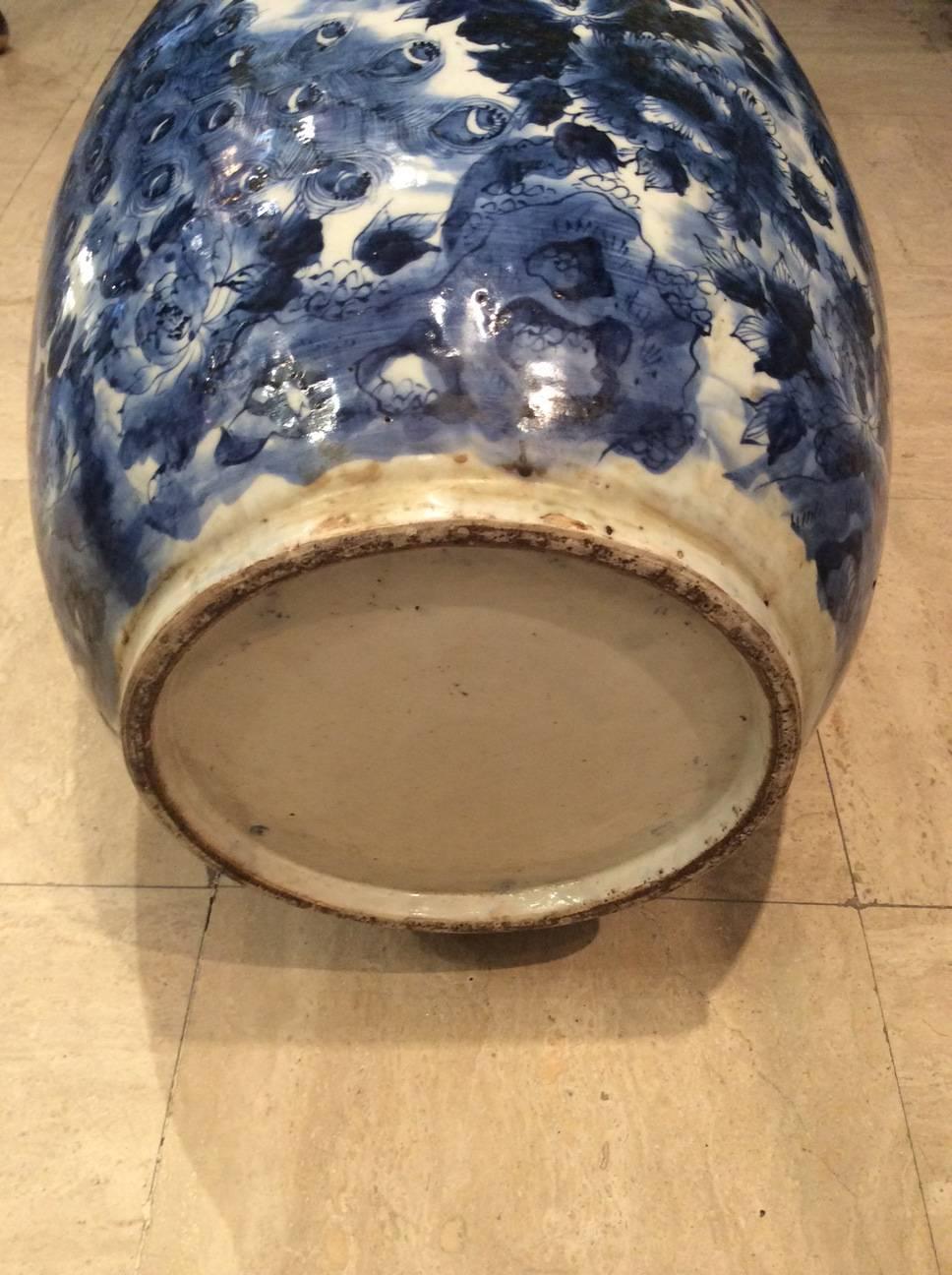 Japonisme  Large Japanese Porcelain Vase, Arita, Japan, Second Half of the 19th Century For Sale
