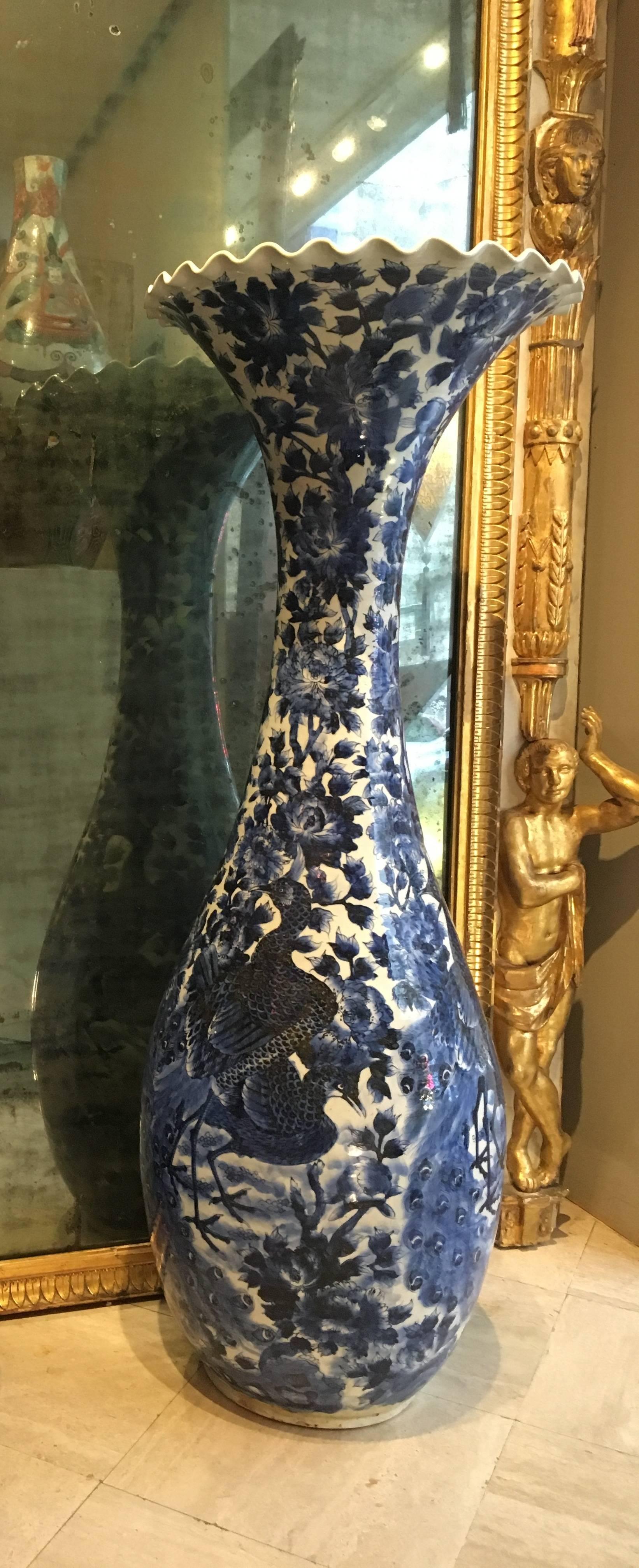  Large Japanese Porcelain Vase, Arita, Japan, Second Half of the 19th Century In Excellent Condition For Sale In Paris, FR