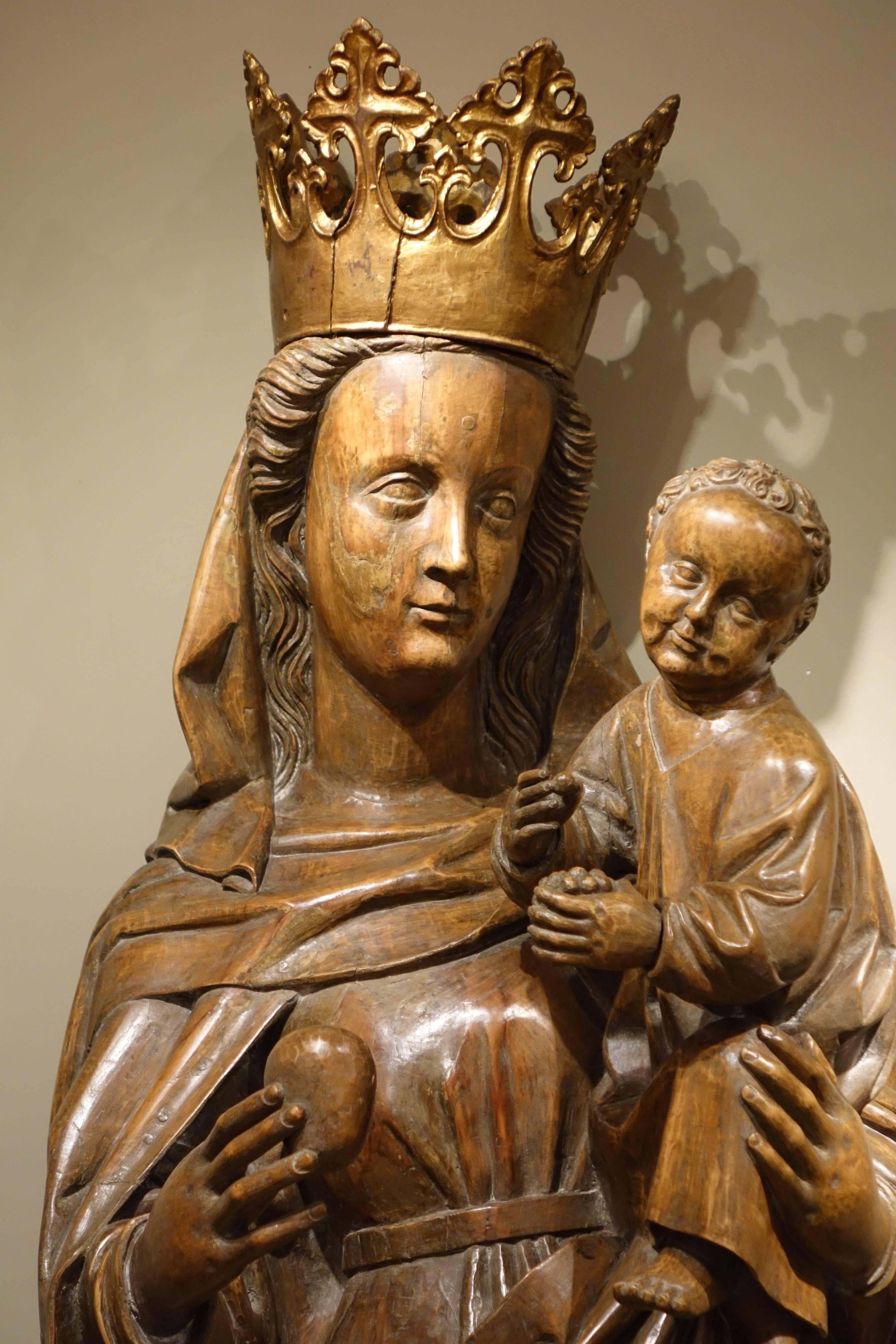 Hand-Carved  Impressive  Standing Virgin and Child, South Germany, 16th Century