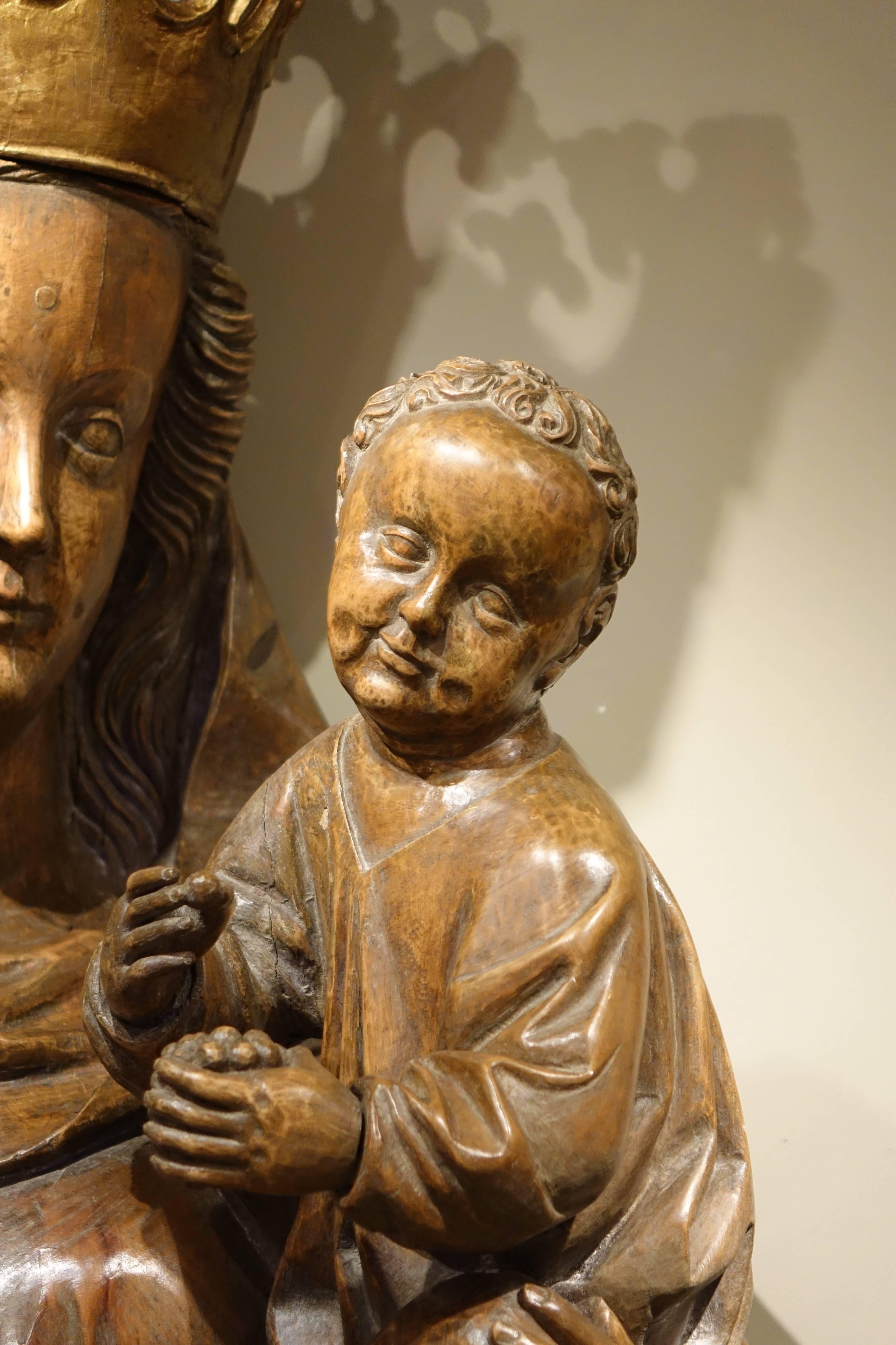  Impressive  Standing Virgin and Child, South Germany, 16th Century In Excellent Condition In Paris, FR