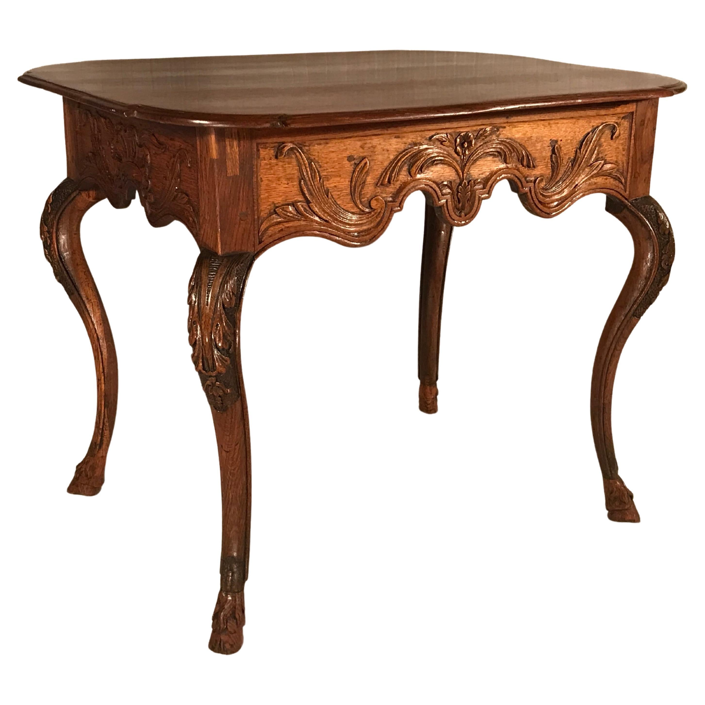 Original Baroque Table, Flanders 1750, Oak In Good Condition For Sale In Belmont, MA