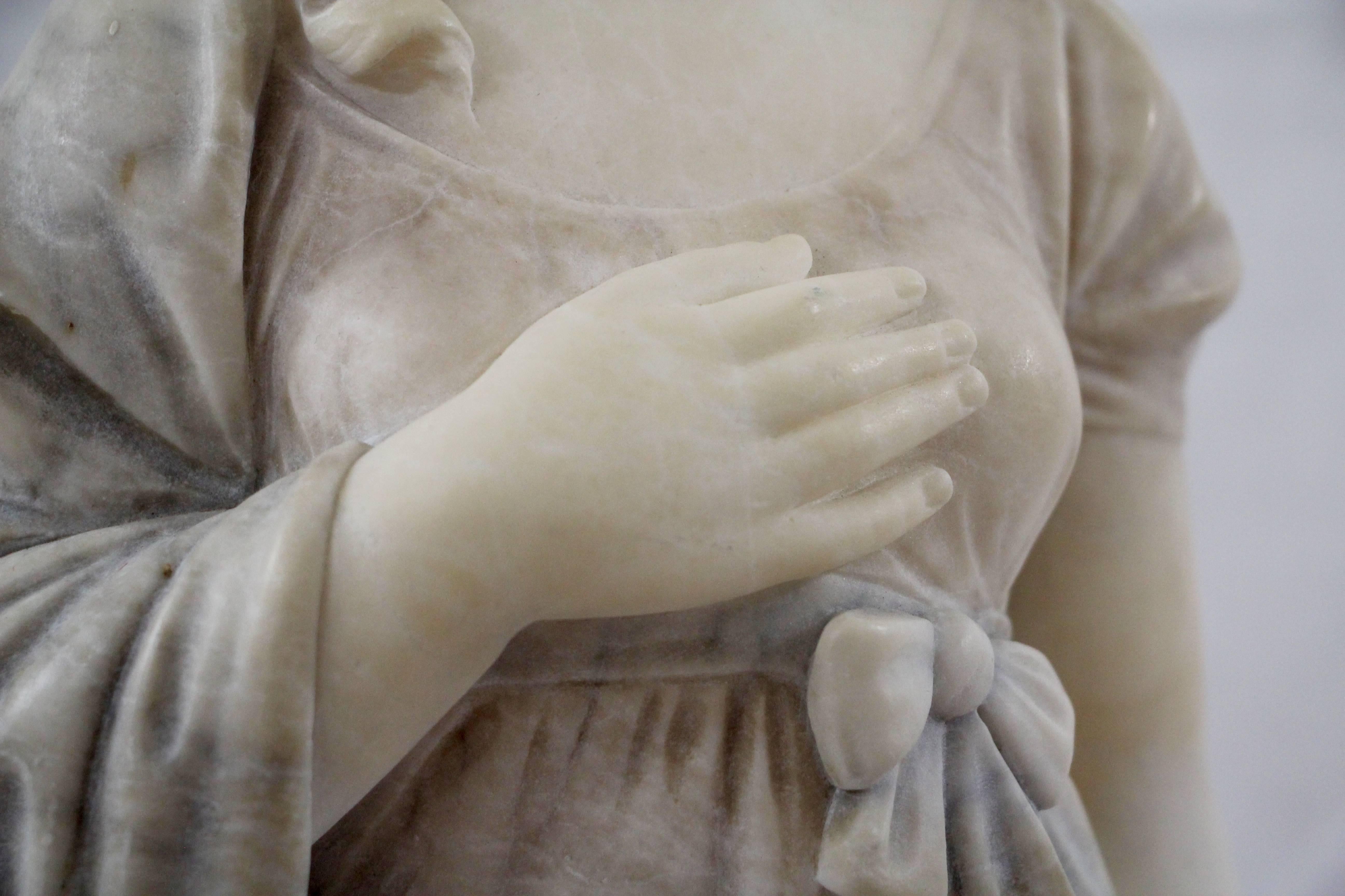 Alabaster-Skulptur von Adolfo Cipriani von Königin Louise von Preußen (Neoklassisches Revival) im Angebot