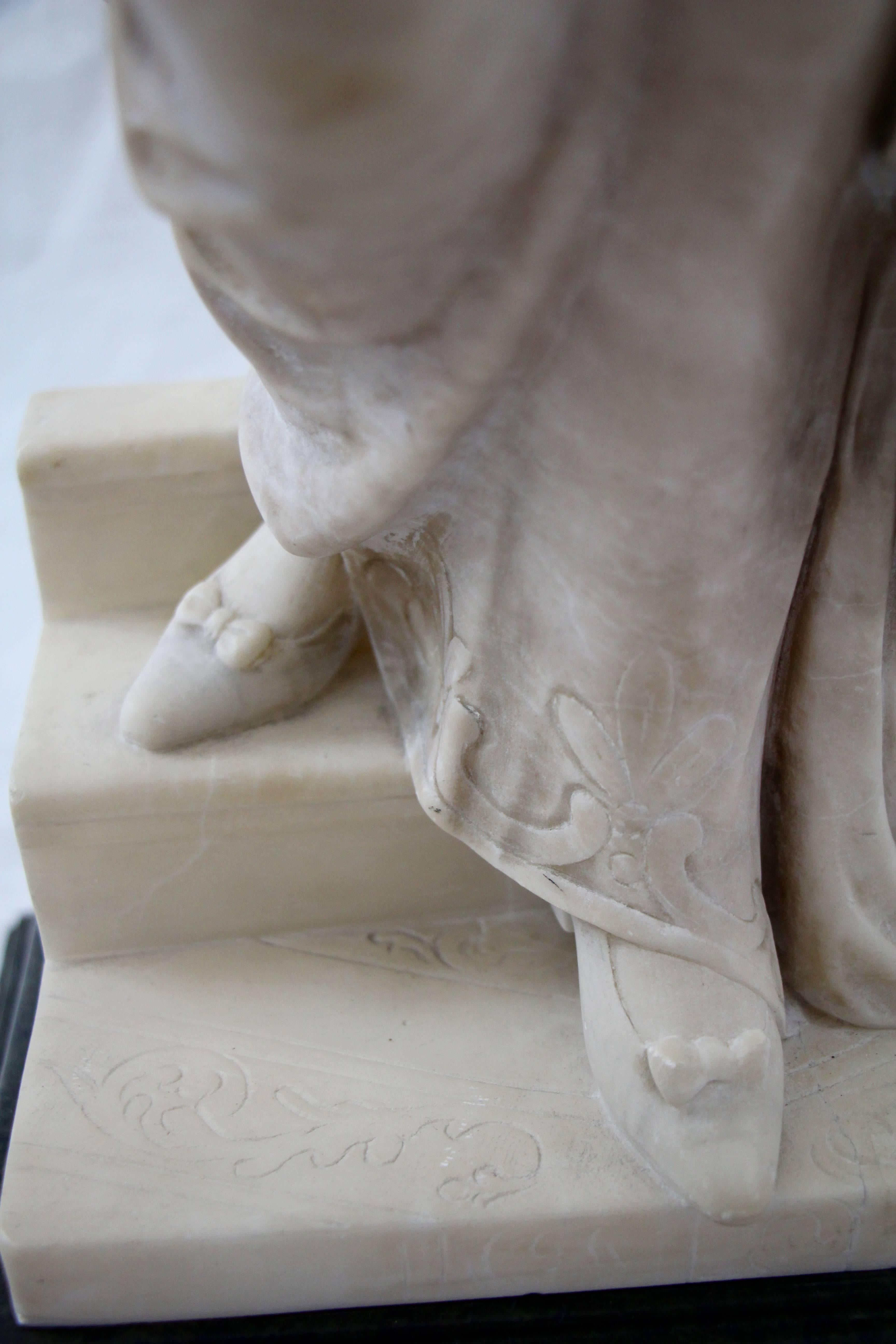 Alabaster-Skulptur von Adolfo Cipriani von Königin Louise von Preußen (Italienisch) im Angebot