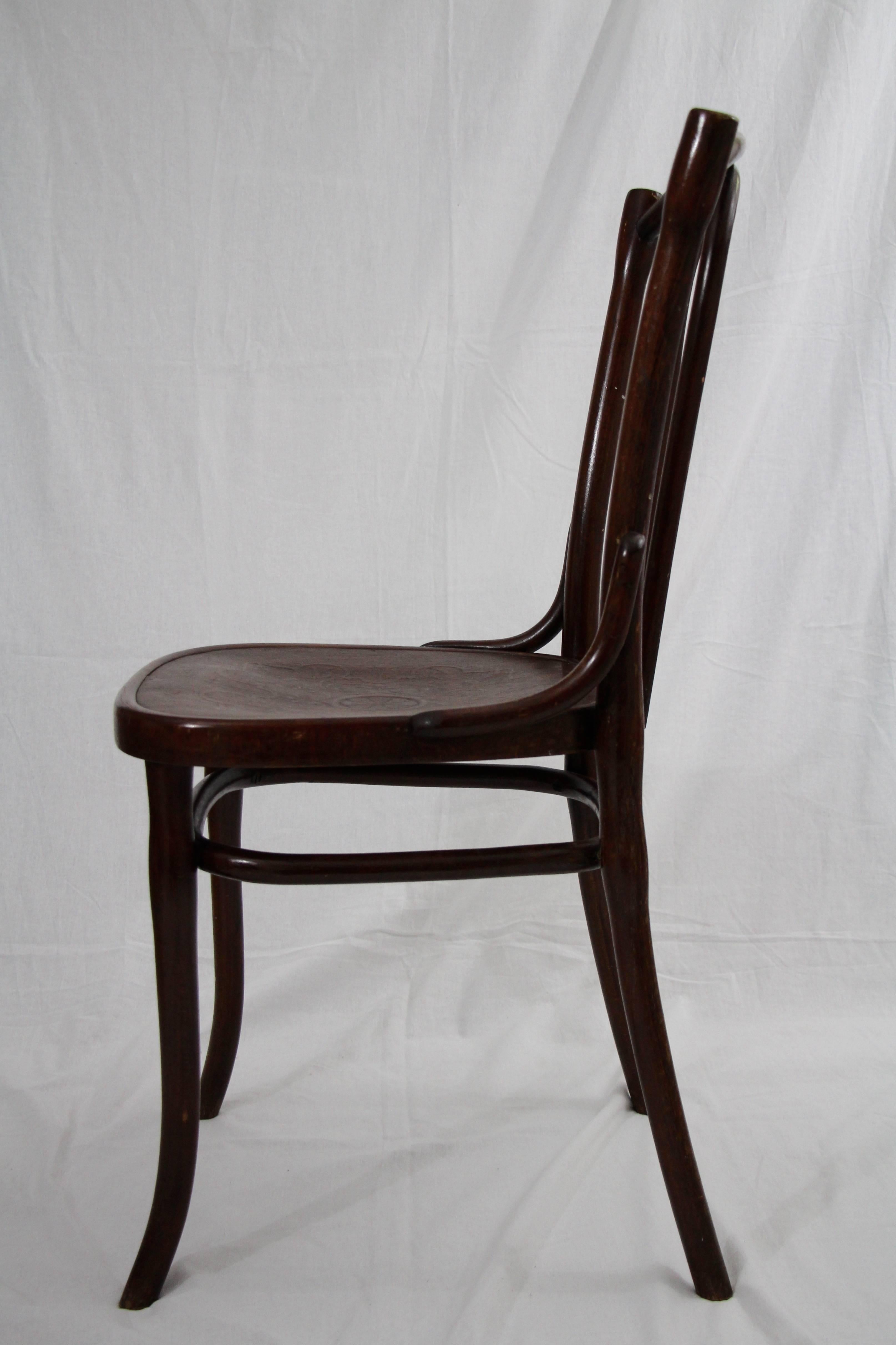 Art Nouveau Set of Four Original Thonet Coffee House Chairs