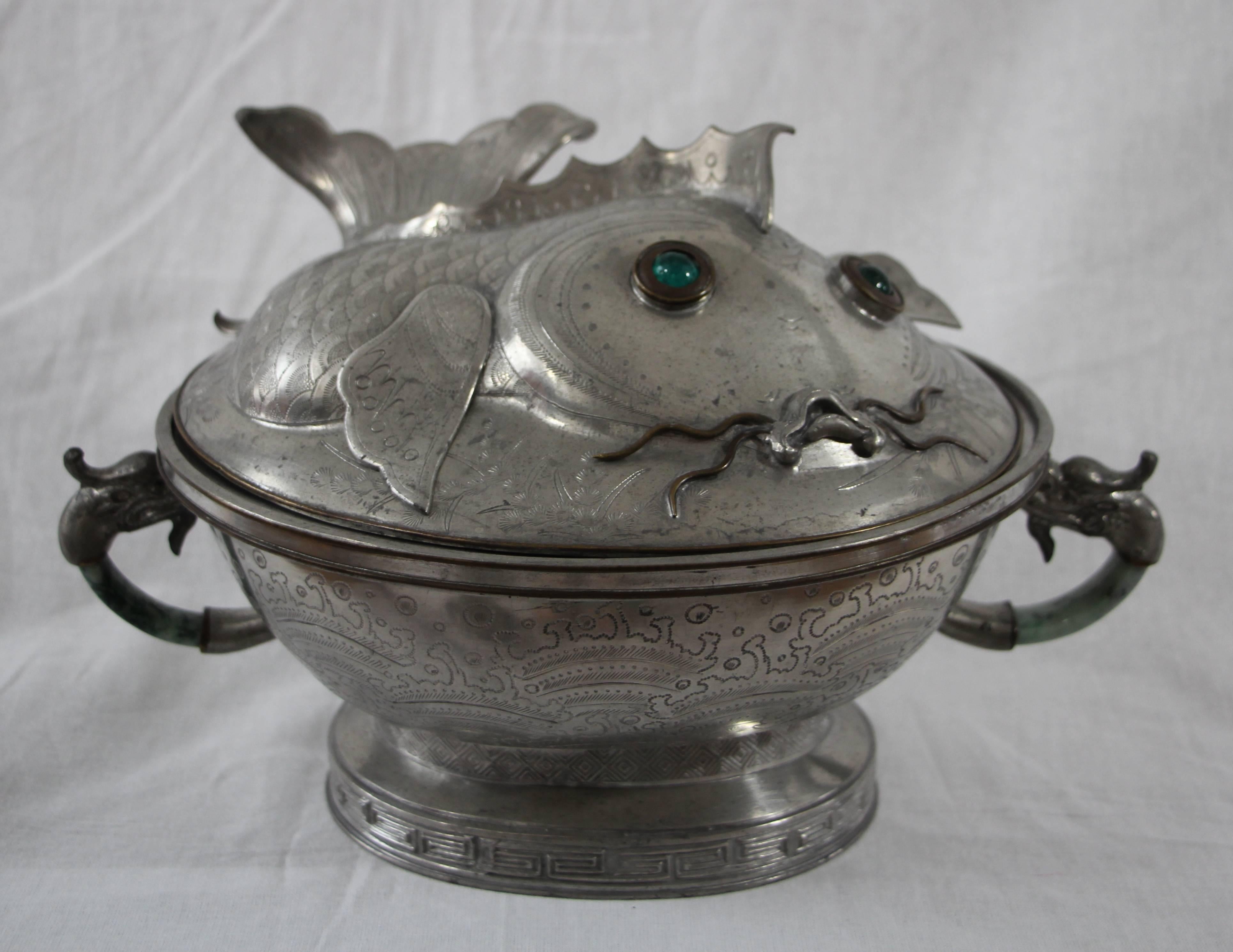 Beautiful pair of pewter tureens, China Qing Dynasty, 
