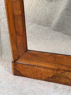 Specchio da parete in noce stile Biedermeier, Austria, 1820 circa