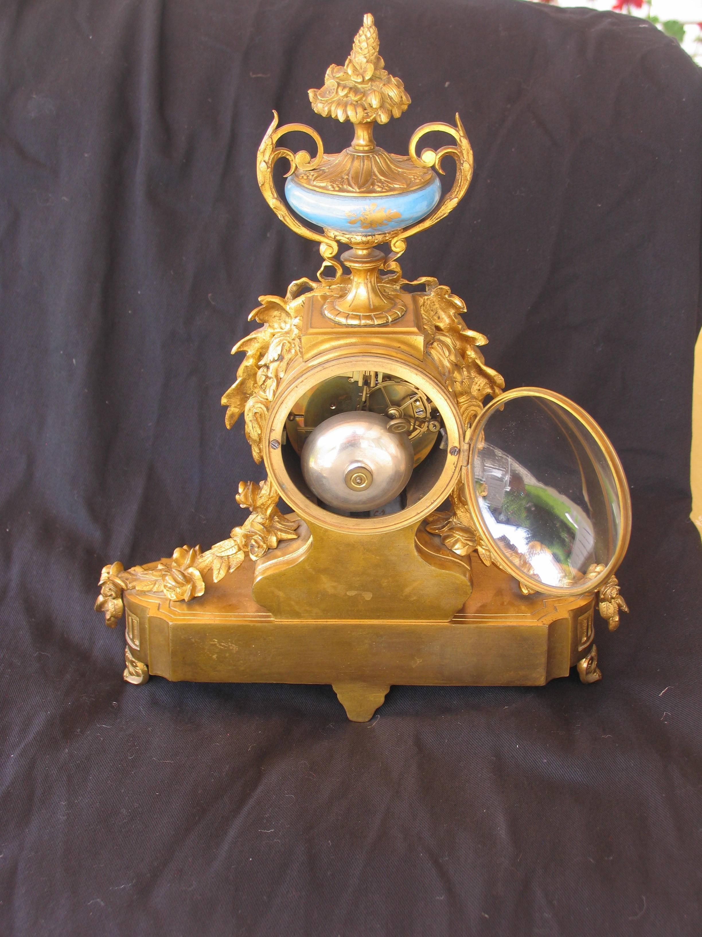 French 19th Century Louis XV Style Mantel Clock For Sale