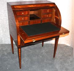 Secretaire a cilindro Luigi XVI del XVIII secolo