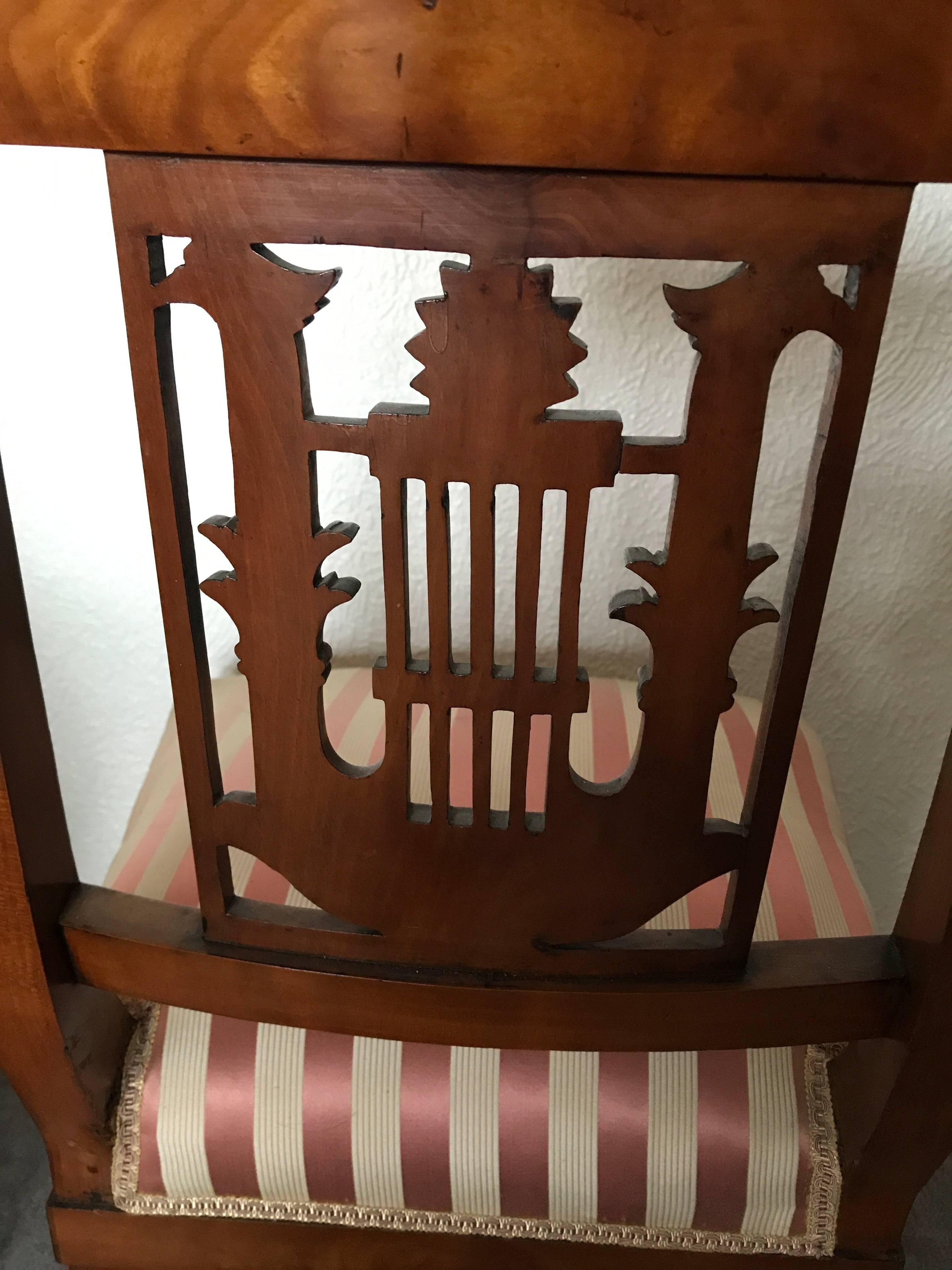 Set of Six Classicist Chairs, Germany, circa 1810 In Good Condition In Belmont, MA