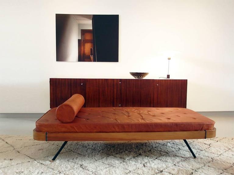 Midcentury Modern Plywood Daybed with Copper Feet, Italy, 1950s at 1stDibs