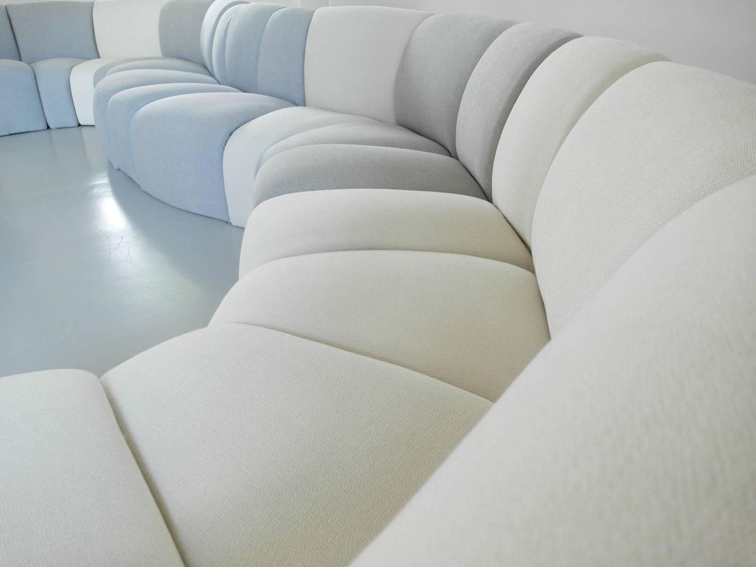 Exclusive Sectional Sofa Model 100 Mississippi by Artifort 17 Elements