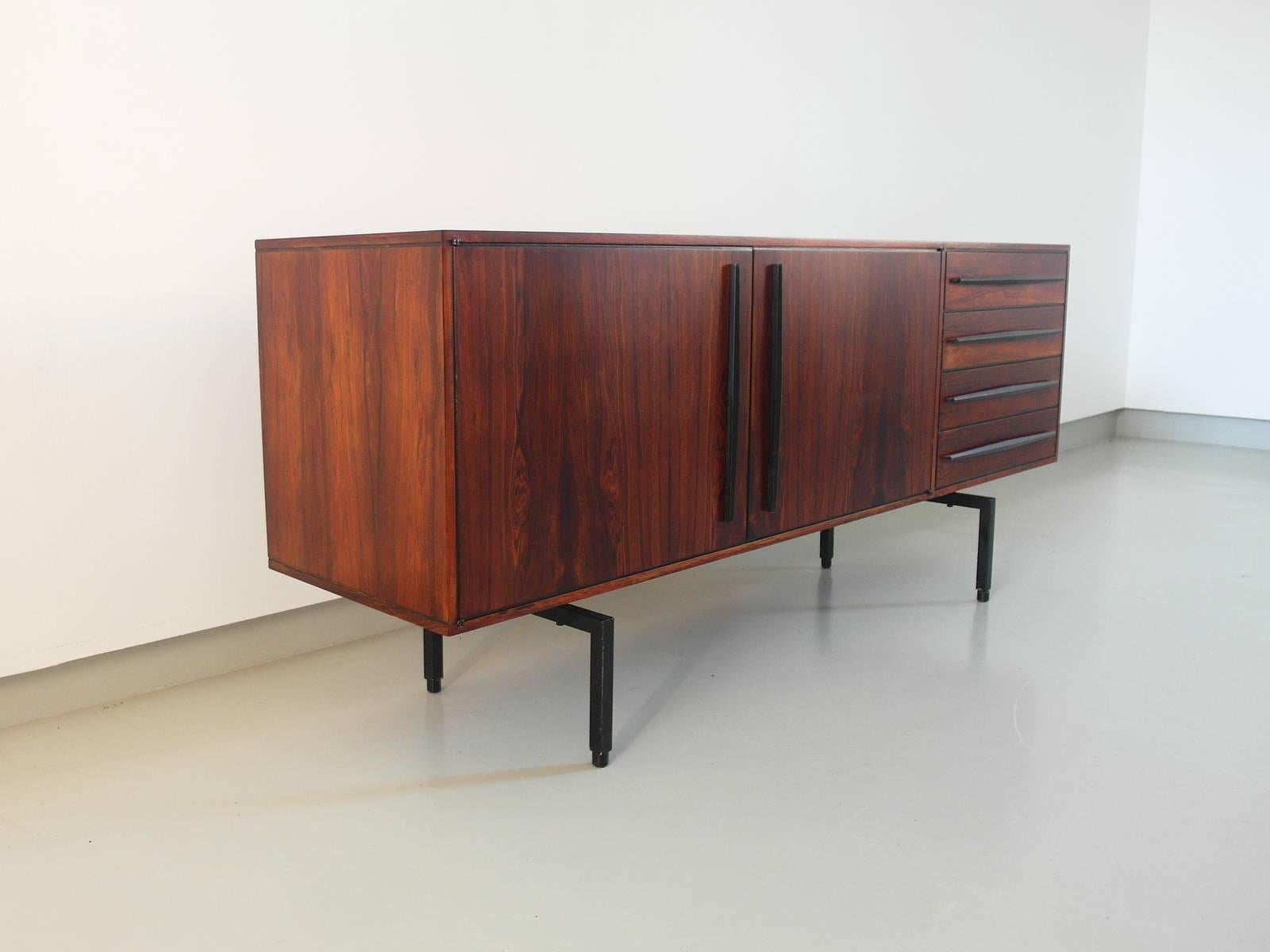 Italian Stylish High Quality Mid-Century Modern Rosewood Sideboard, Italy, circa 1955